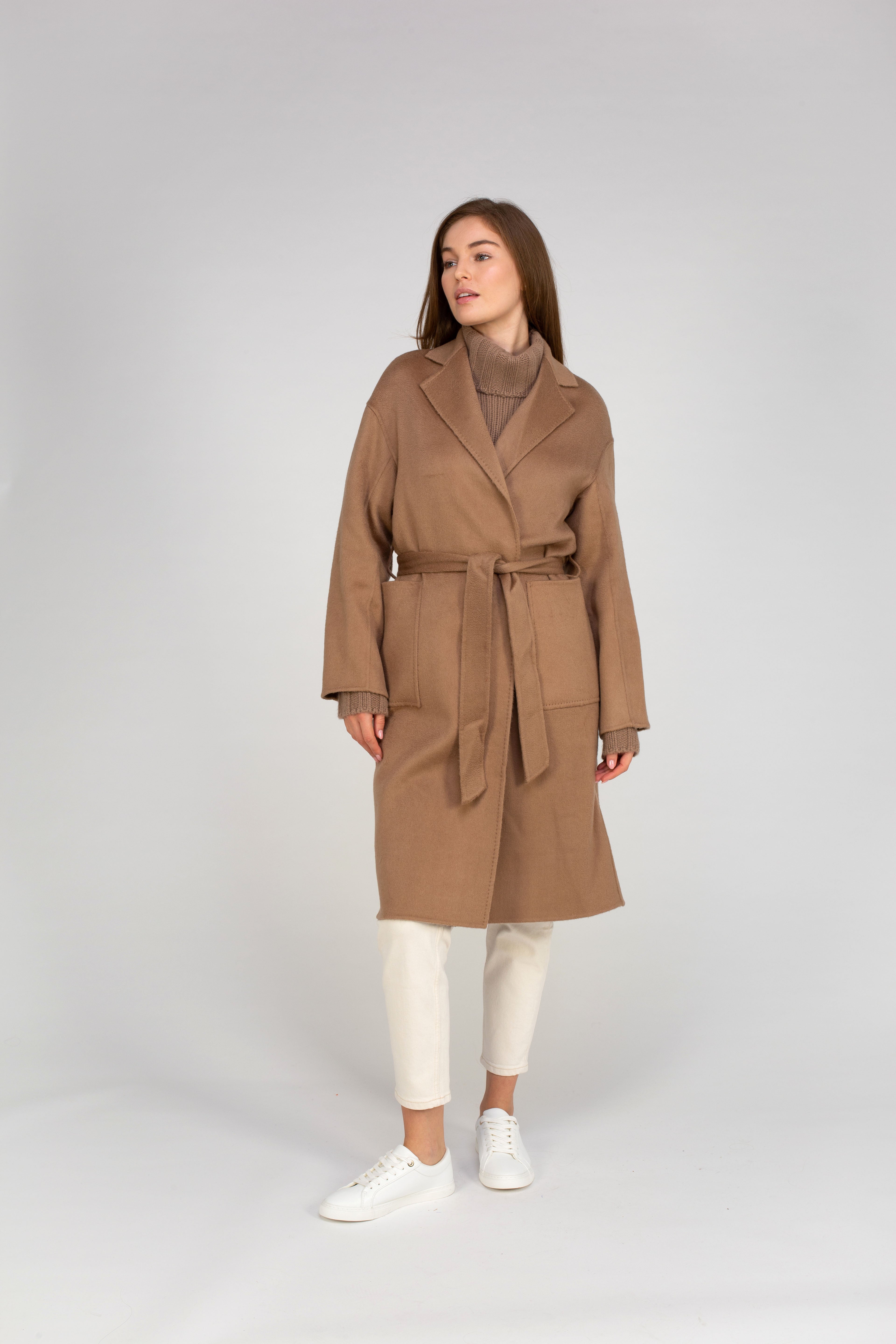 VAN KUKIL LONG COAT WITH POCKETS