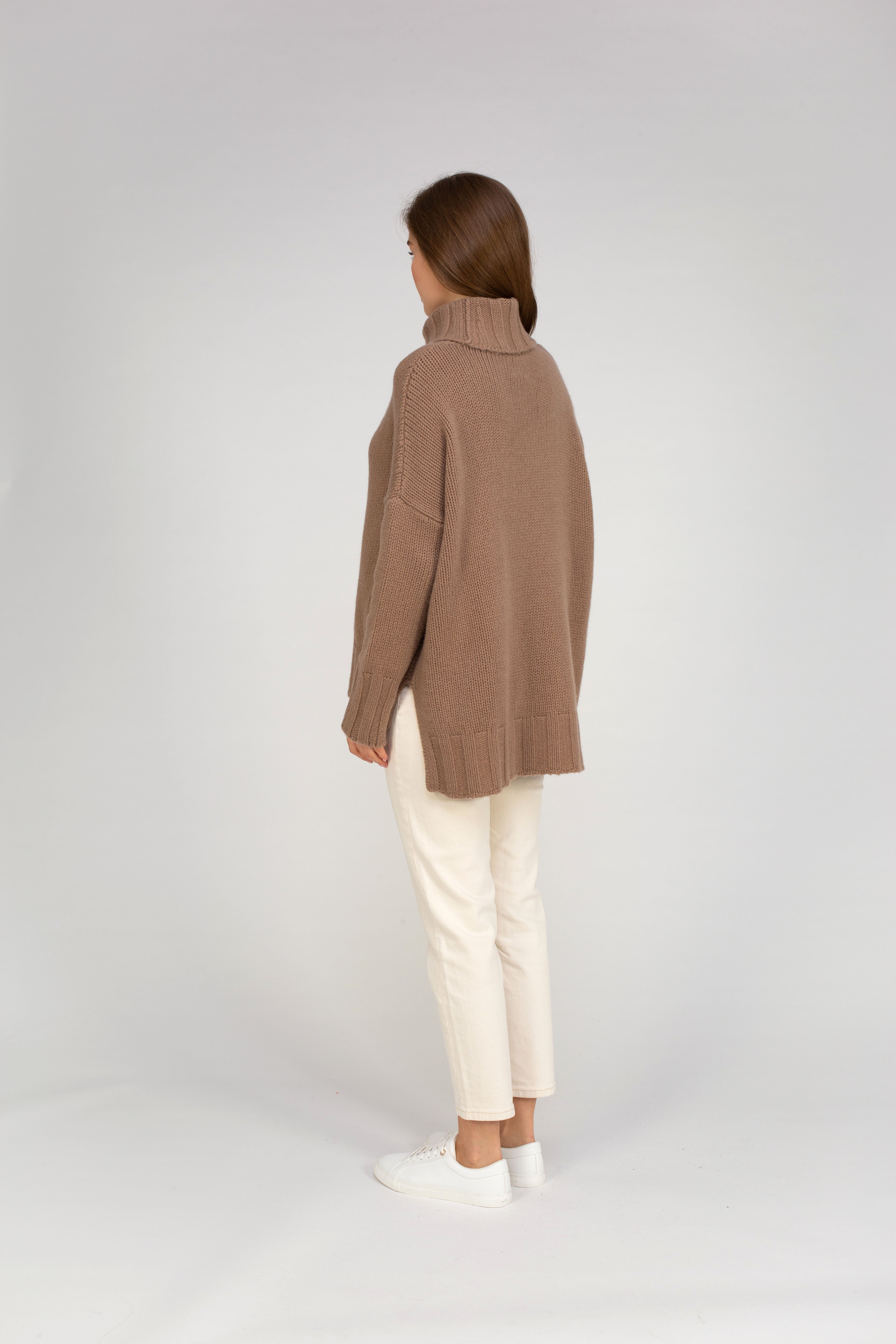 Van Kukil Cashmere Oversized Turtleneck Sweater