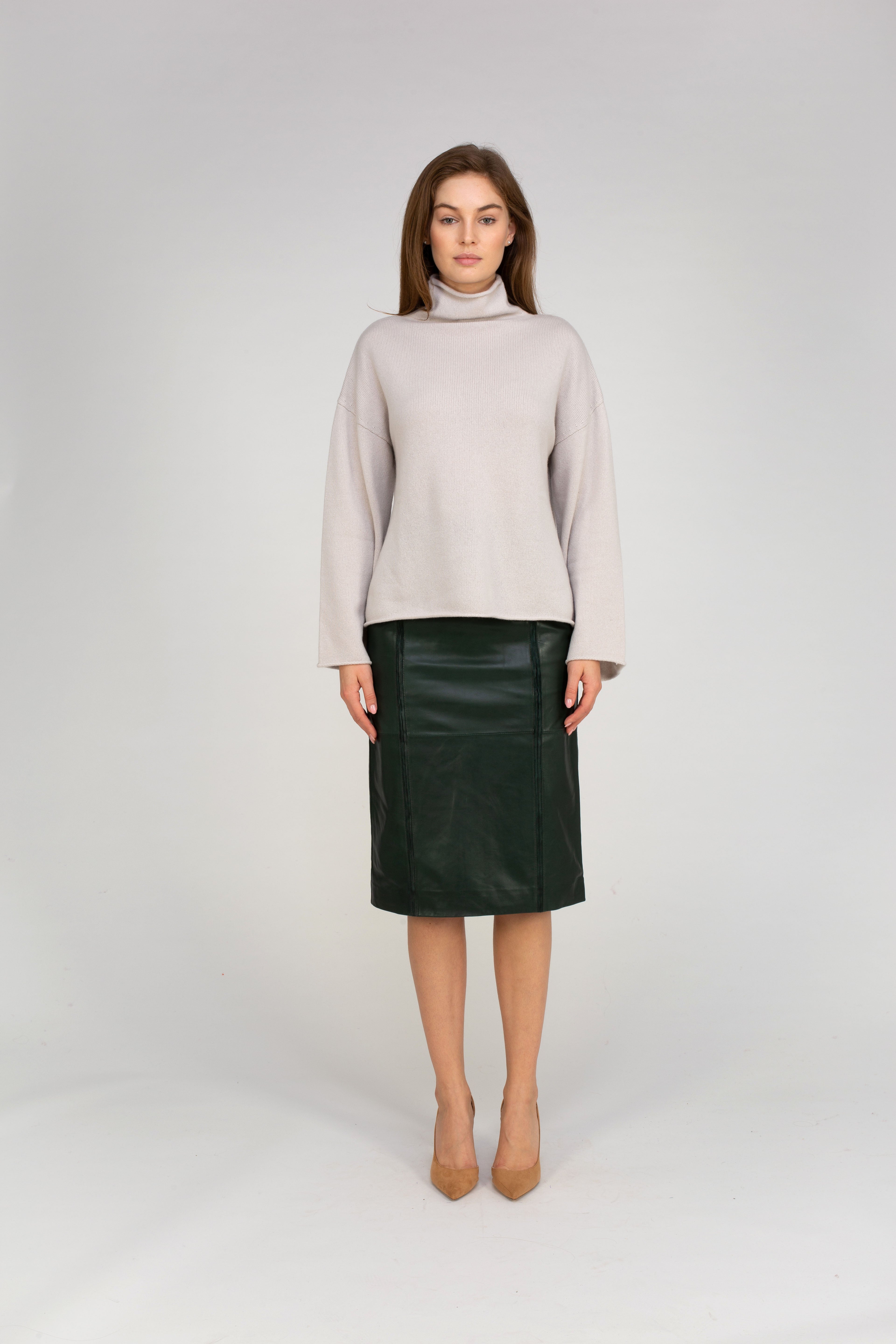 Van Kukil Cashmere Boxy Turtleneck Sweater