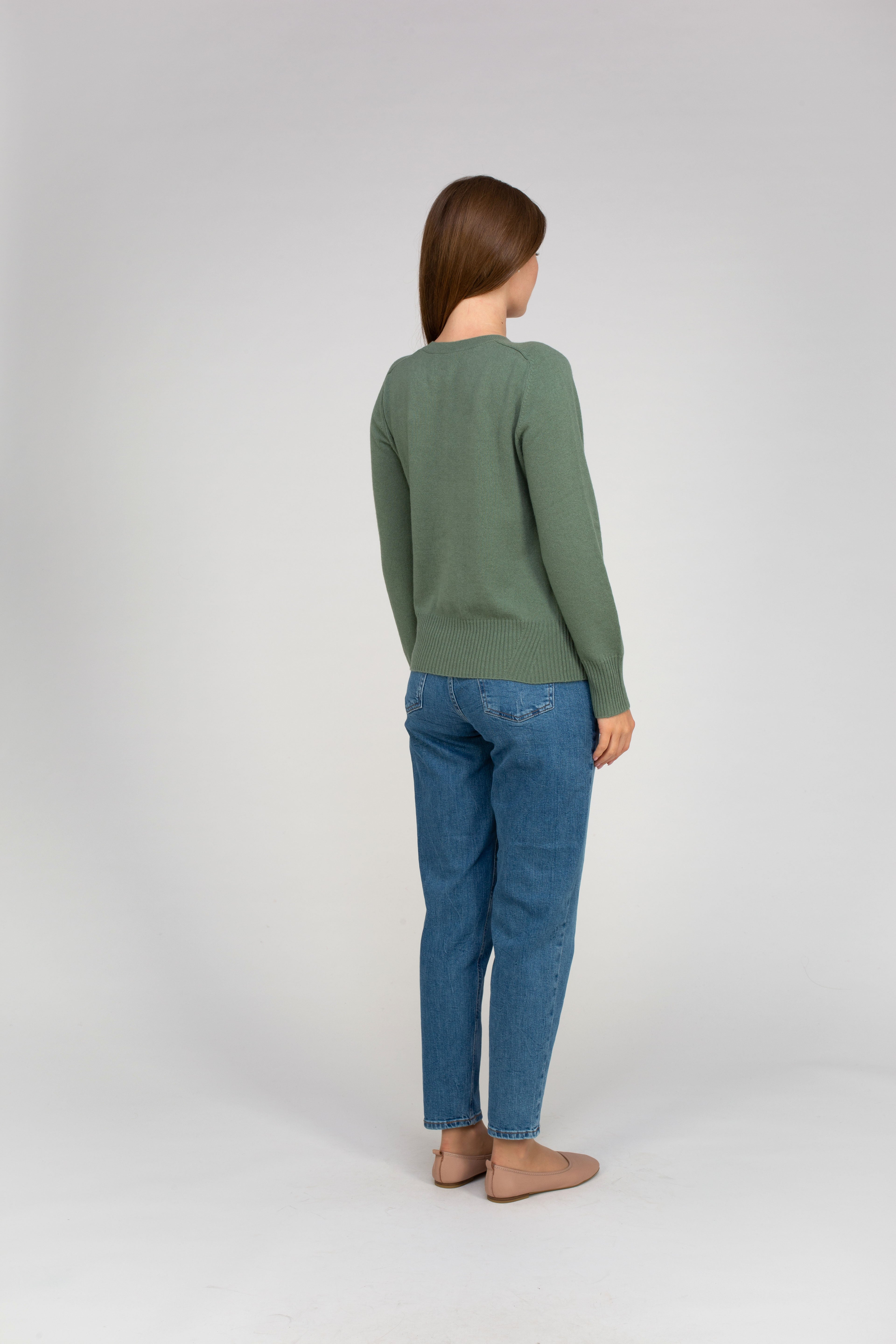 VAN KUKIL ROUND NECK CLASSIC SWEATER