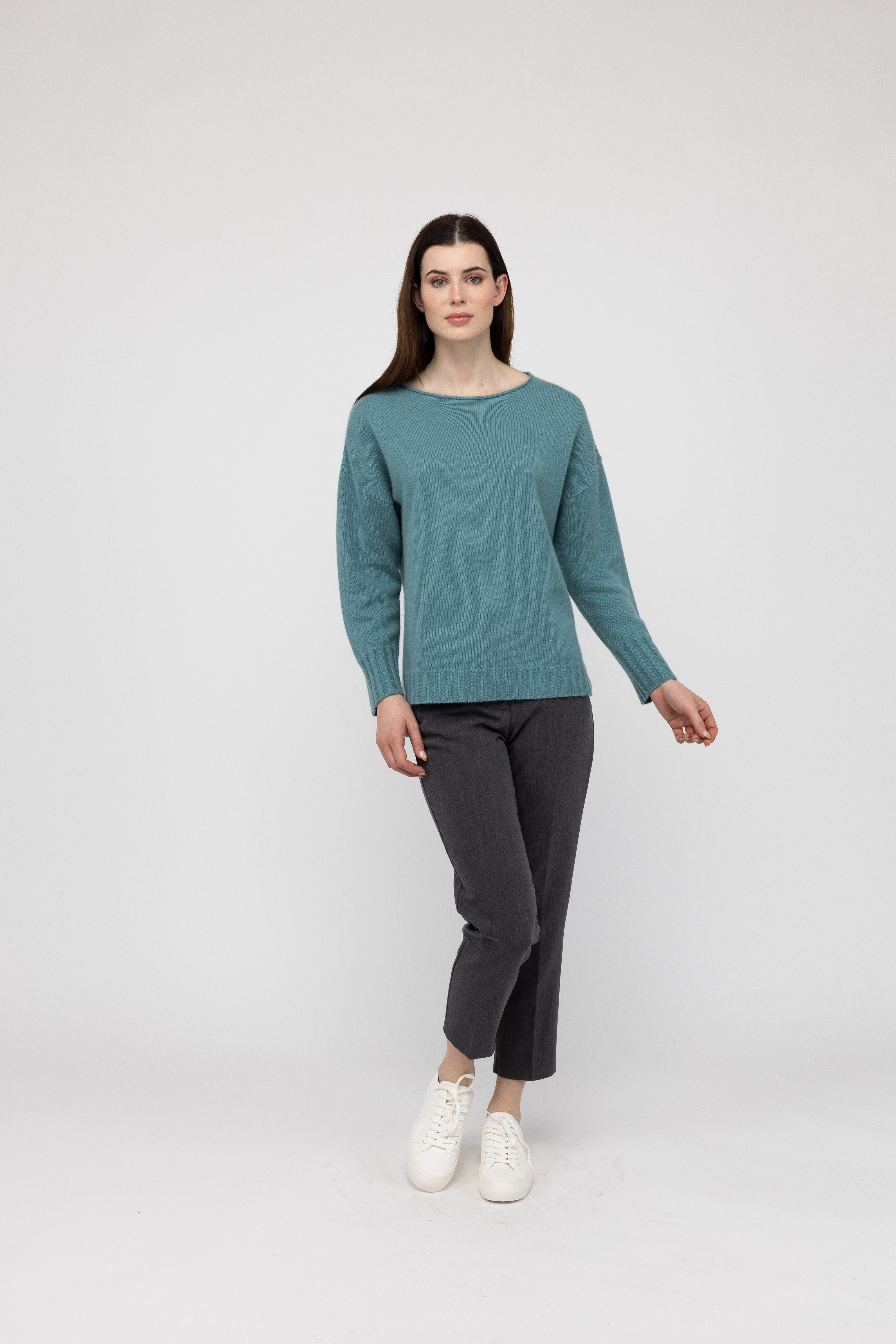 Van Kukil Cashmere Relaxed Crew Neck Jumper