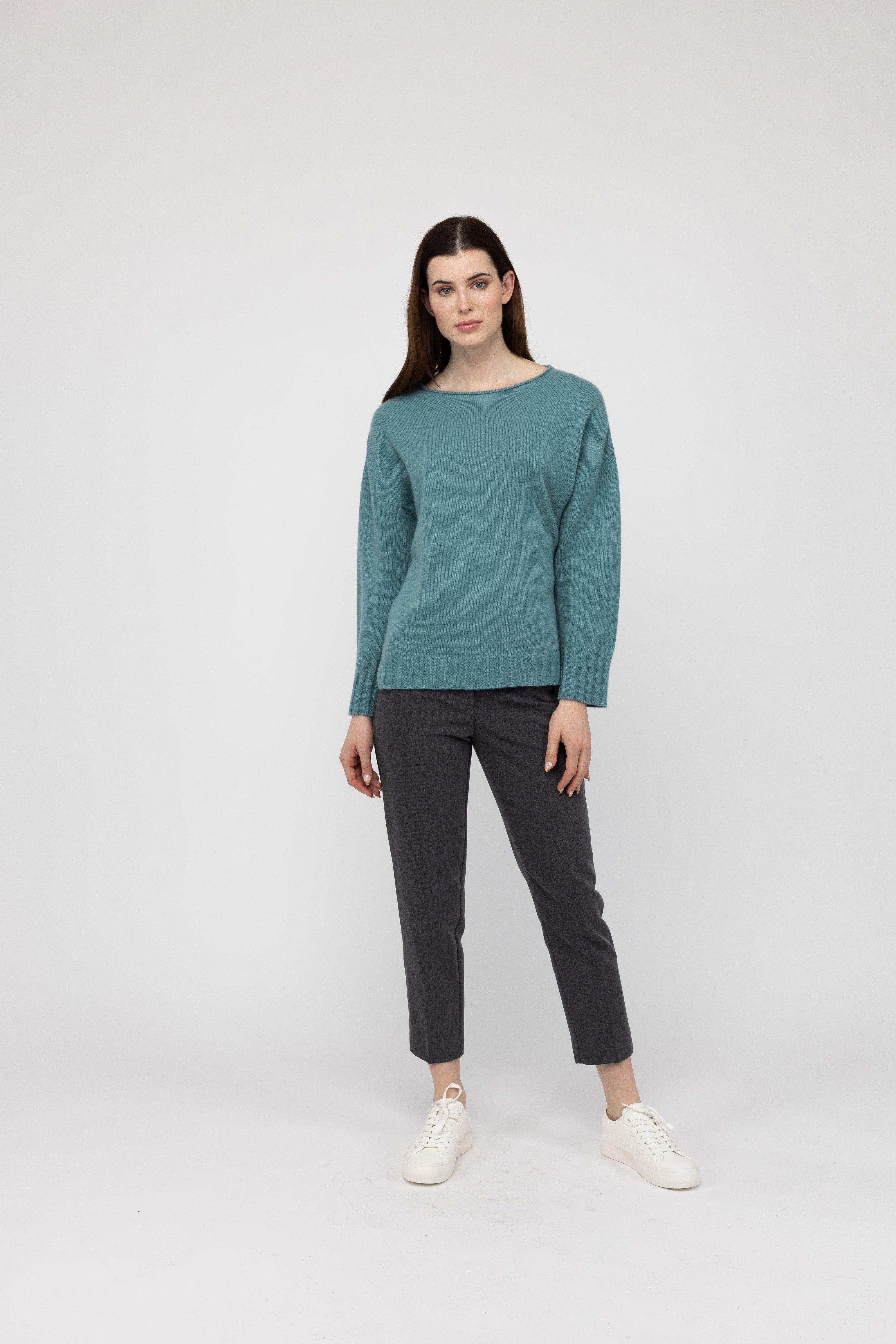 Van Kukil Cashmere Relaxed Crew Neck Jumper