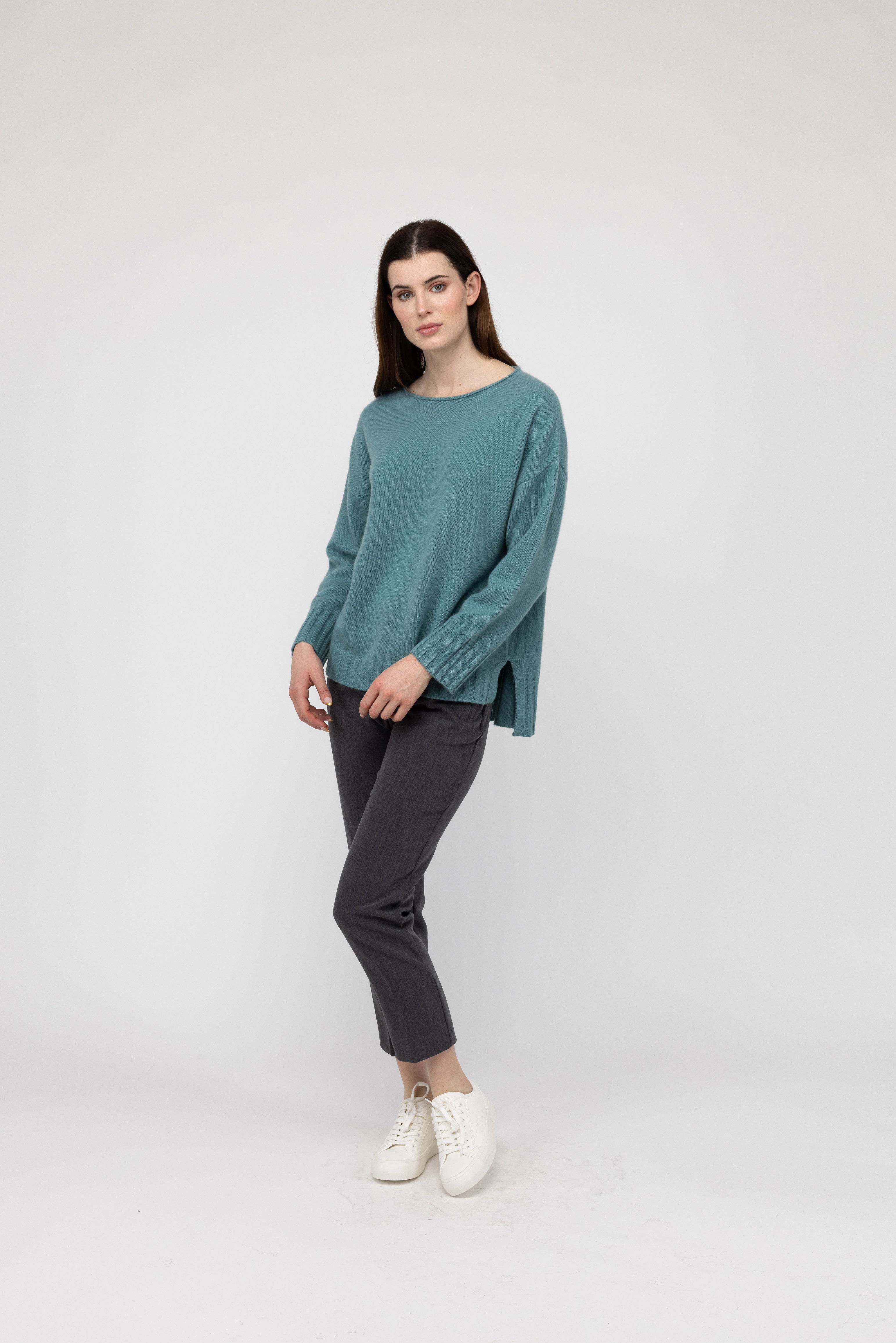 Van Kukil Cashmere Relaxed Crew Neck Jumper