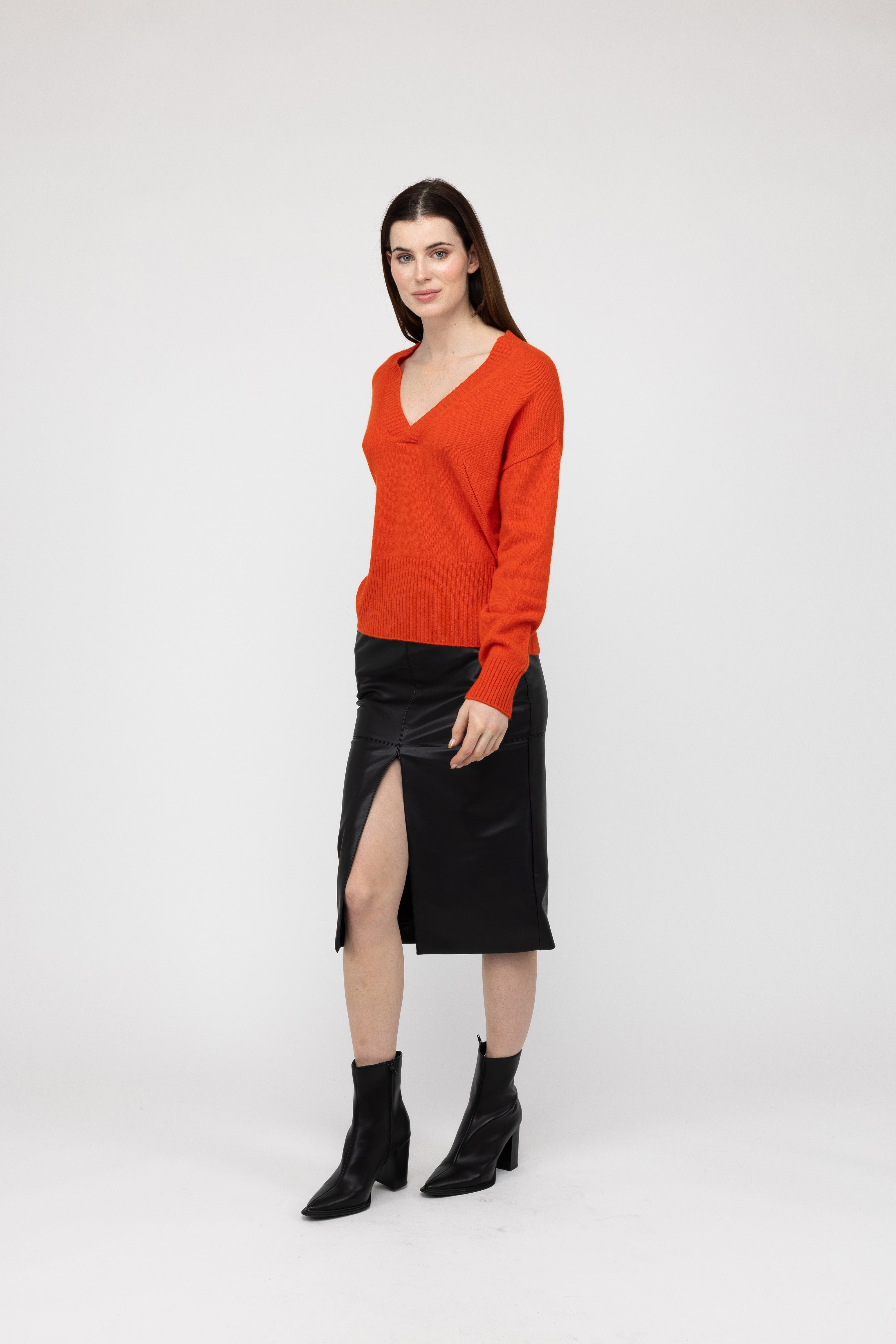 Van Kukil Cashmere V-Neck Sweater
