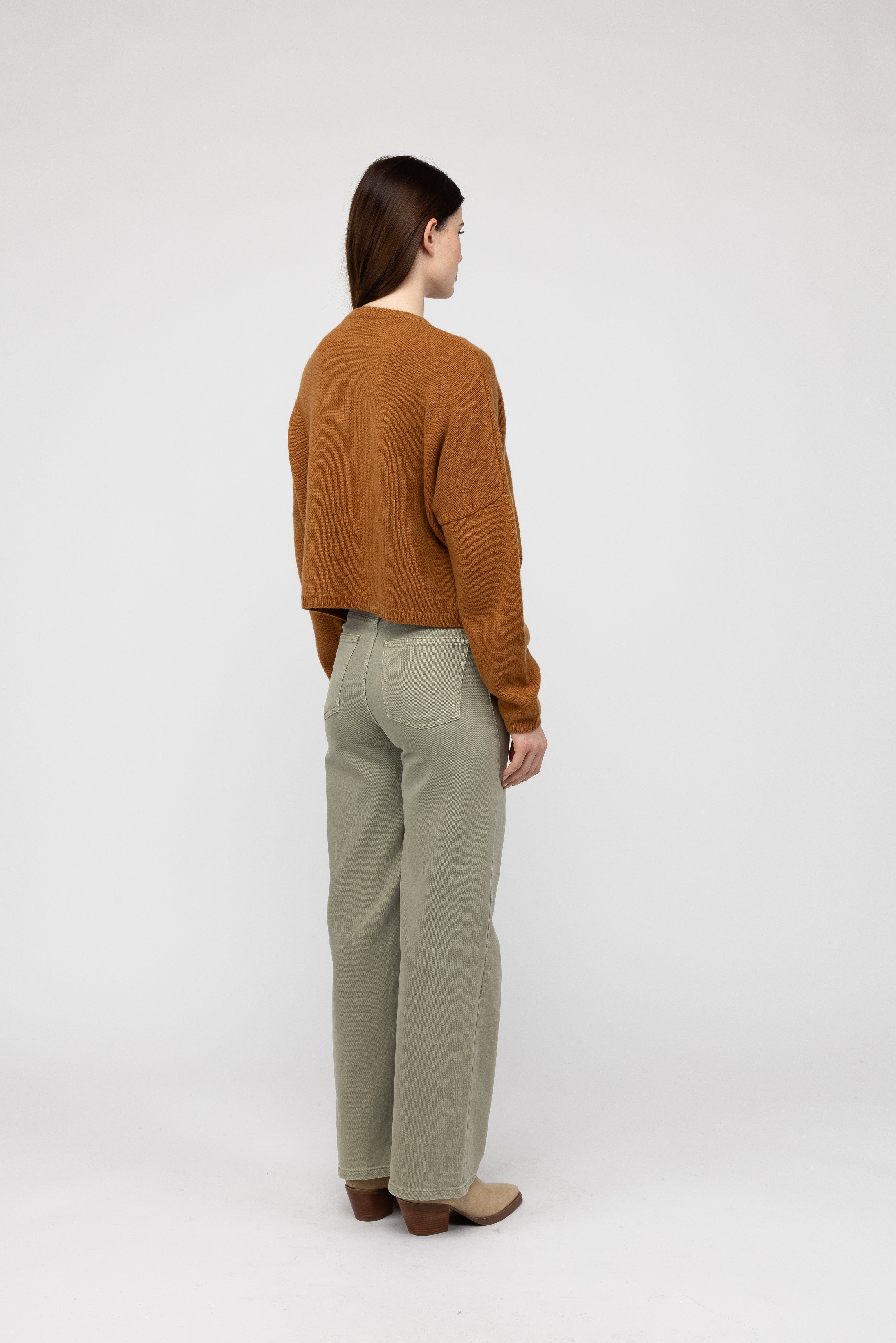 Van Kukil Cashmere Relaxed Fit Sweater