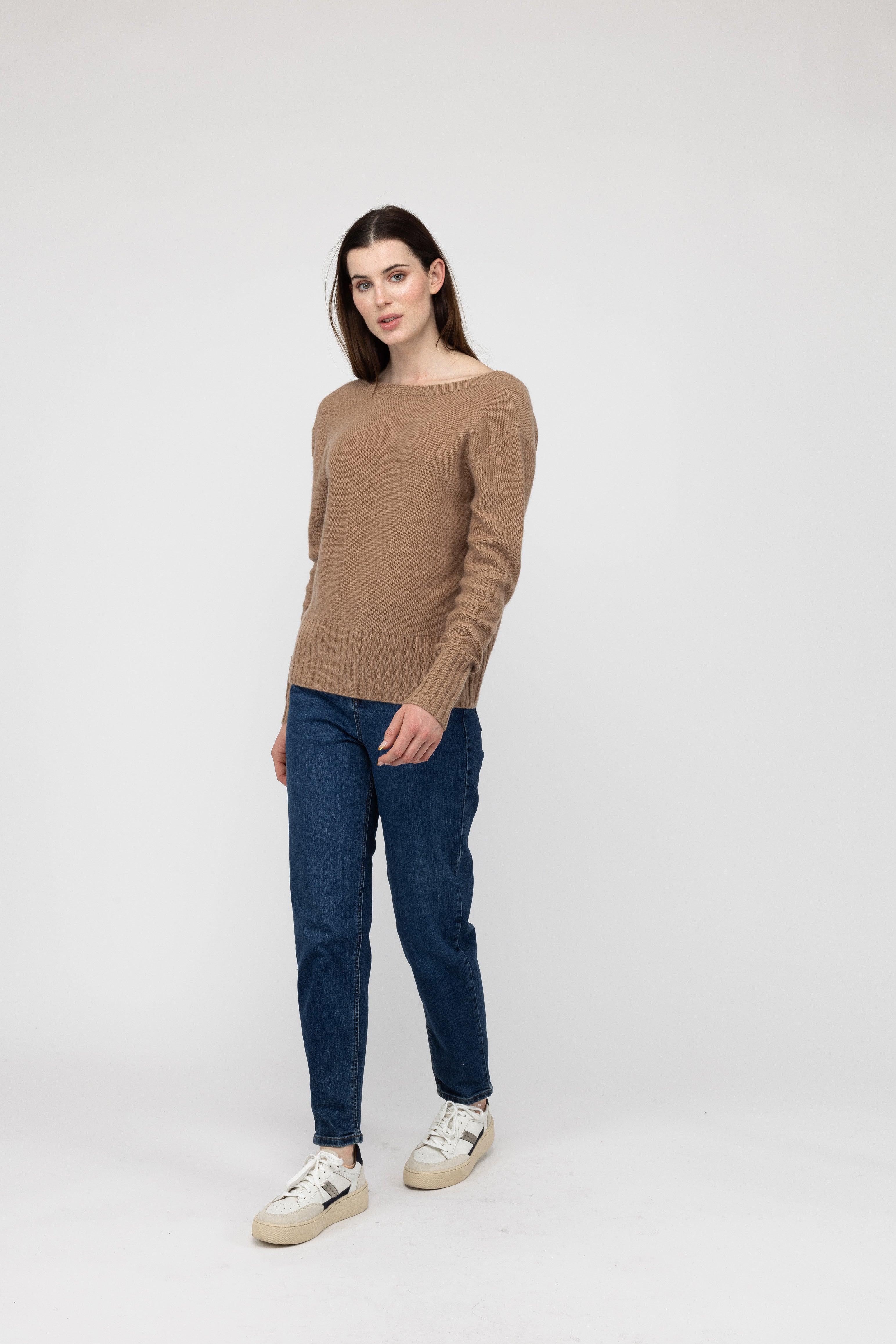 Van Kukil Cashmere Boat Neck Sweater