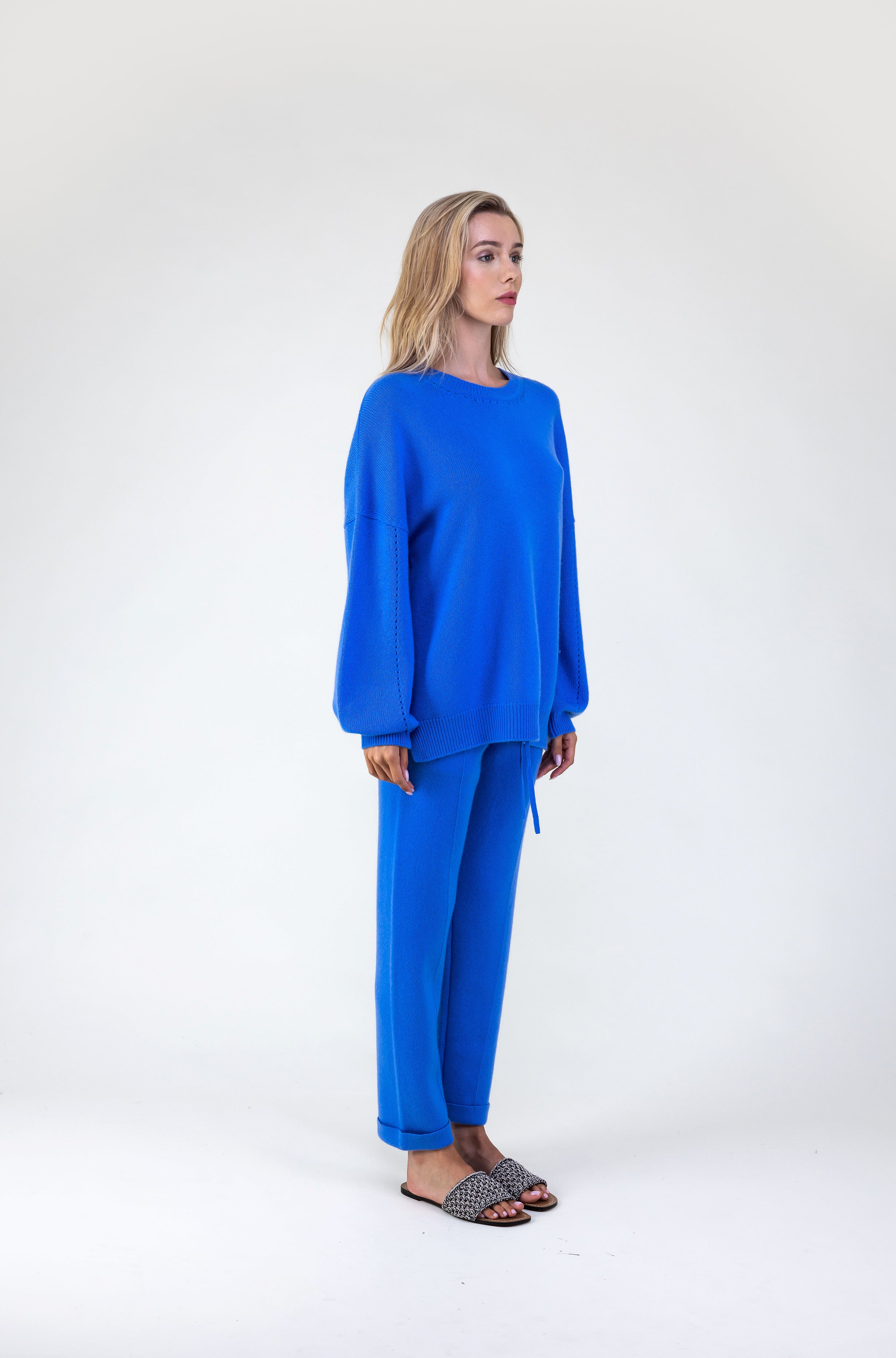 Van Kukil Cashmere Crew Neck Sweater