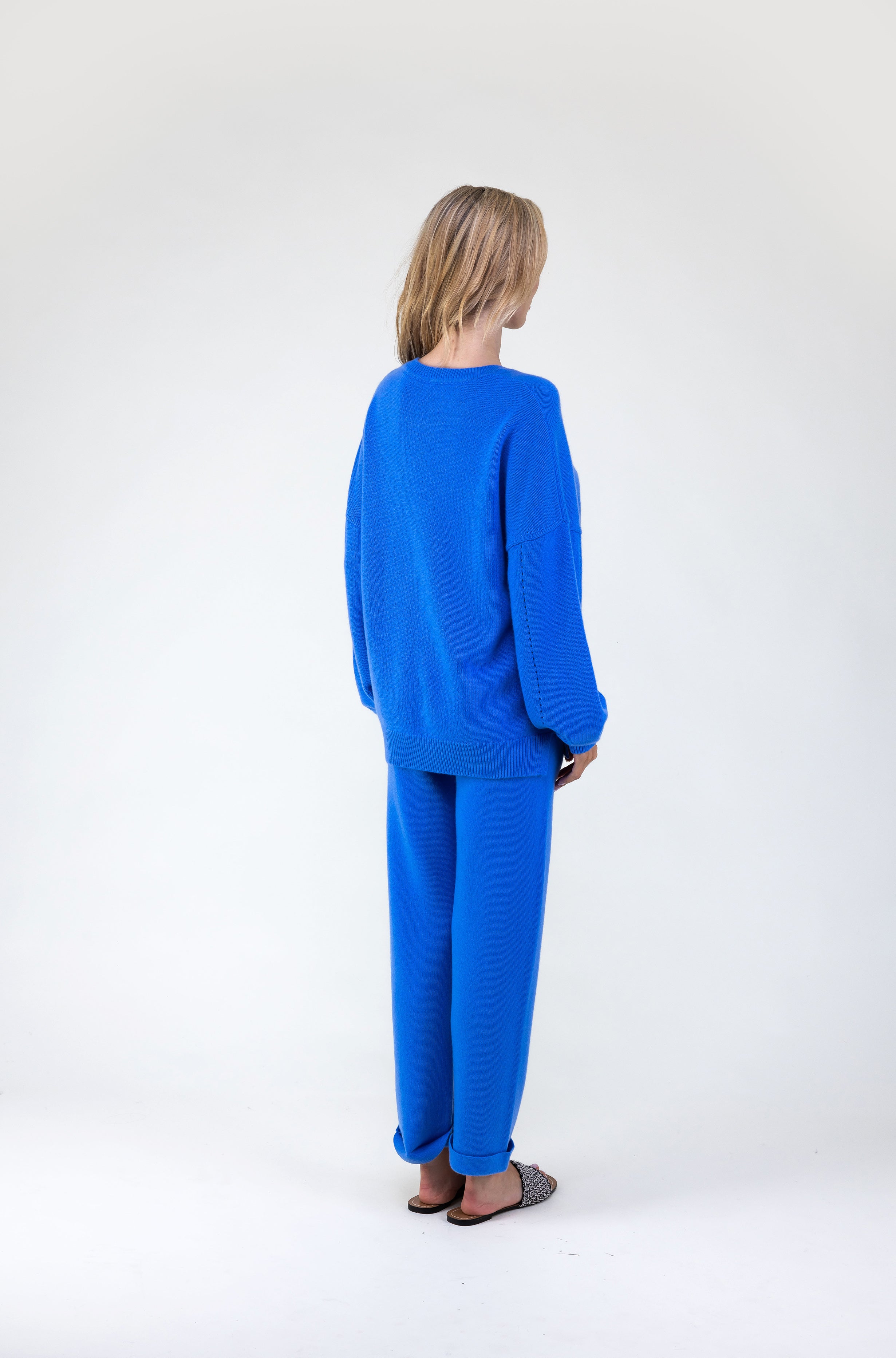 Van Kukil Cashmere Crew Neck Sweater