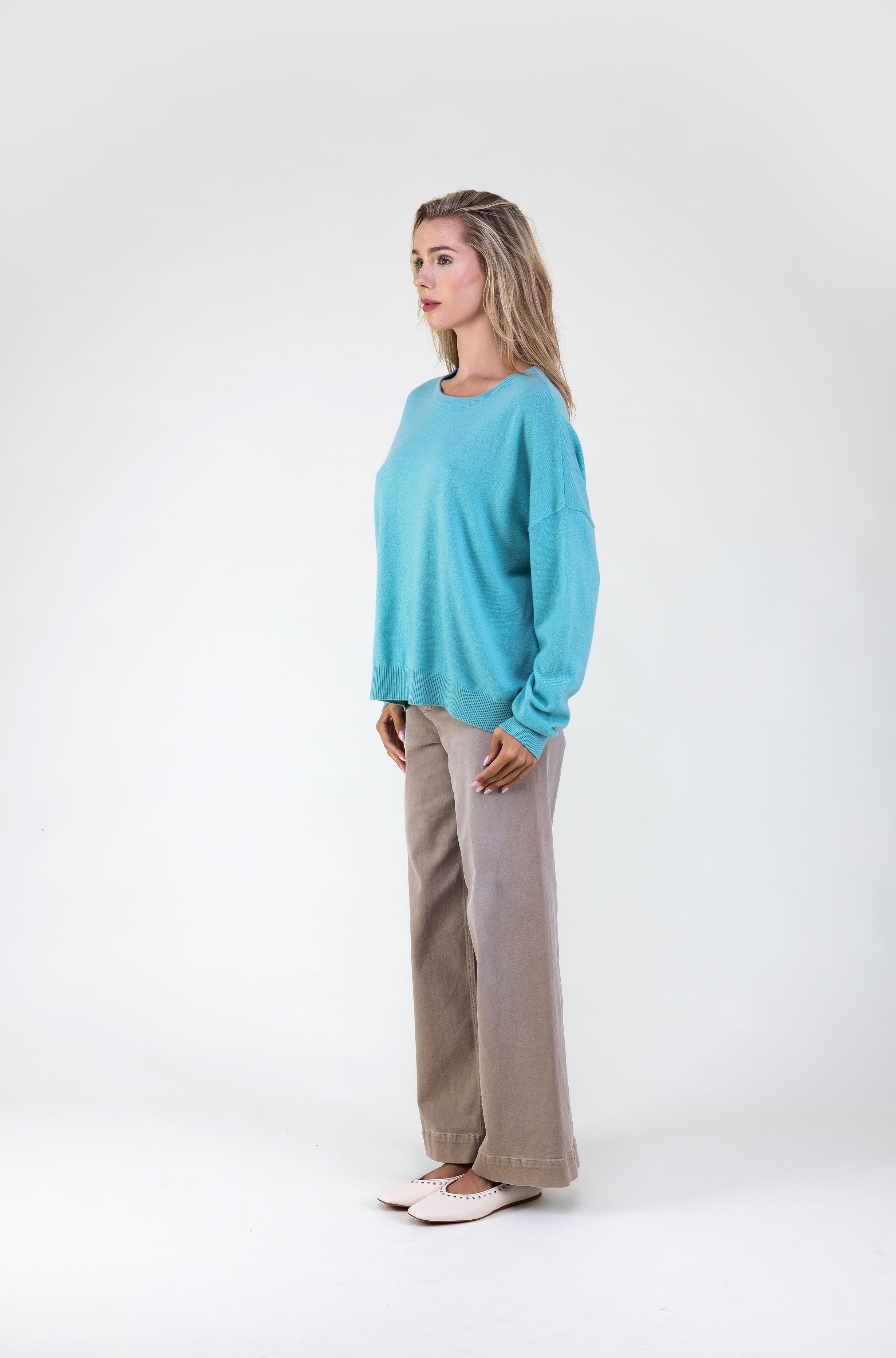 Van Kukil Cashmere Relaxed Crewneck Sweater