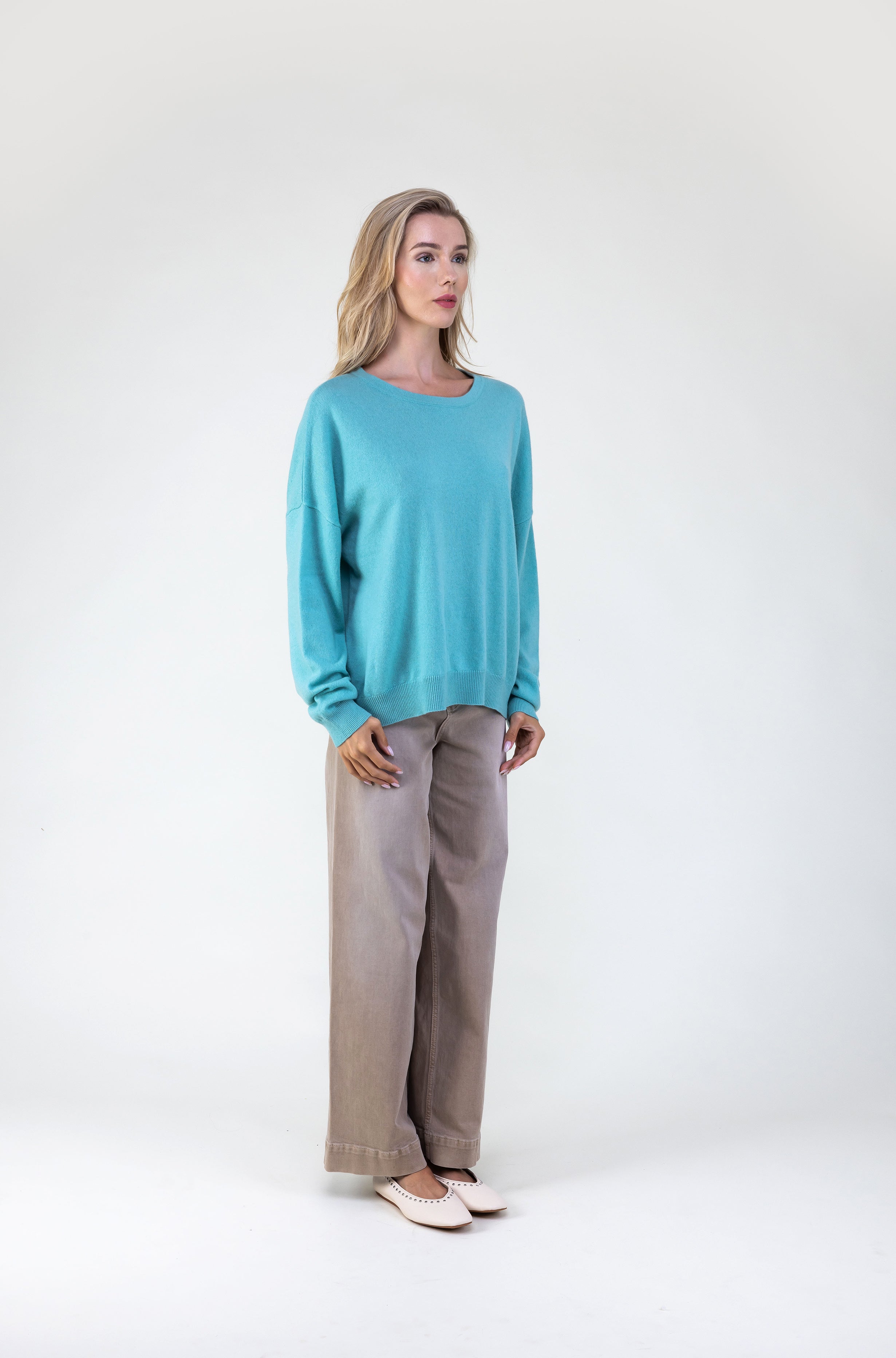 Van Kukil Cashmere Relaxed Crewneck Sweater