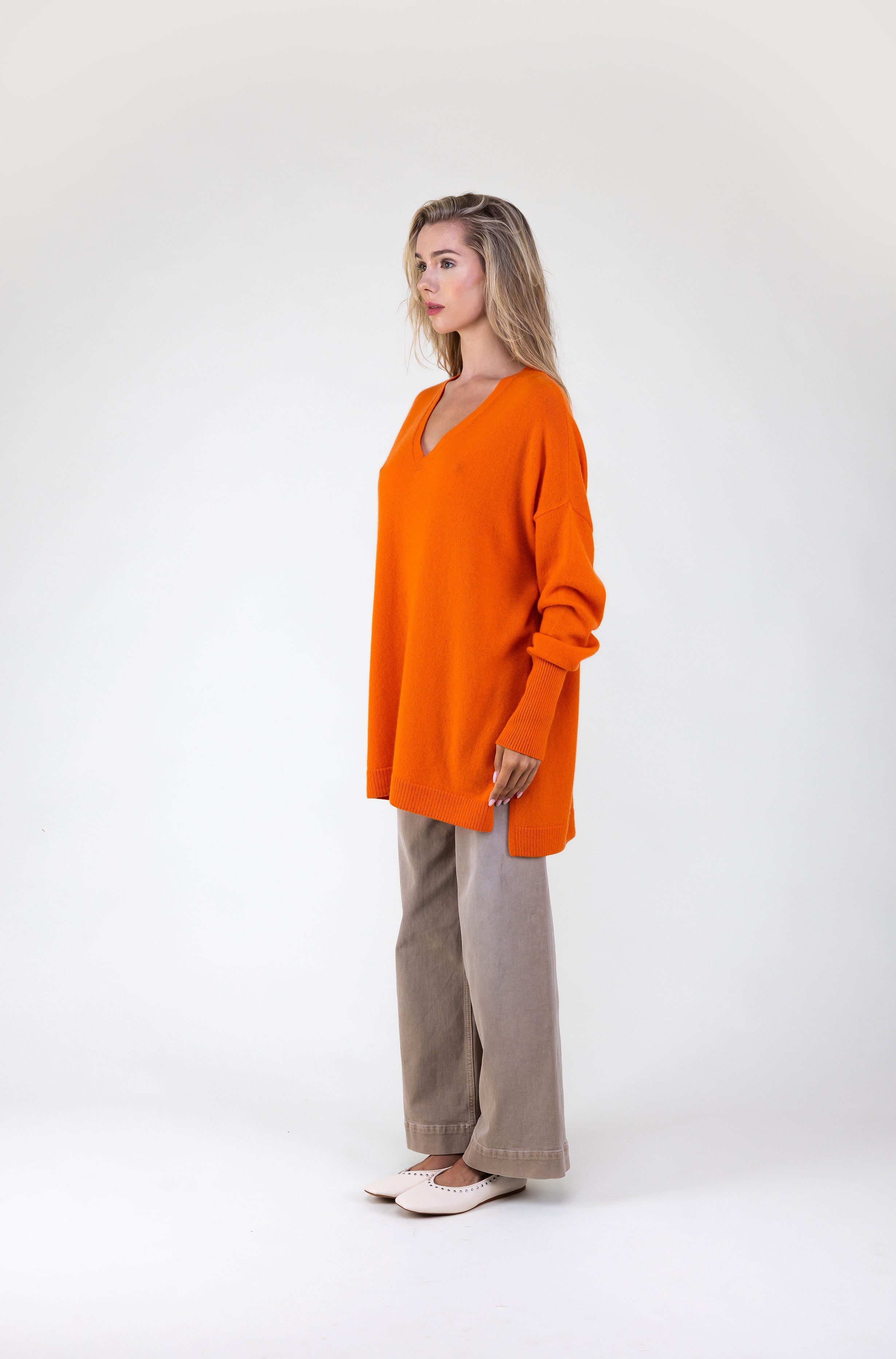Van Kukil Cashmere Oversized V-Neck Sweater
