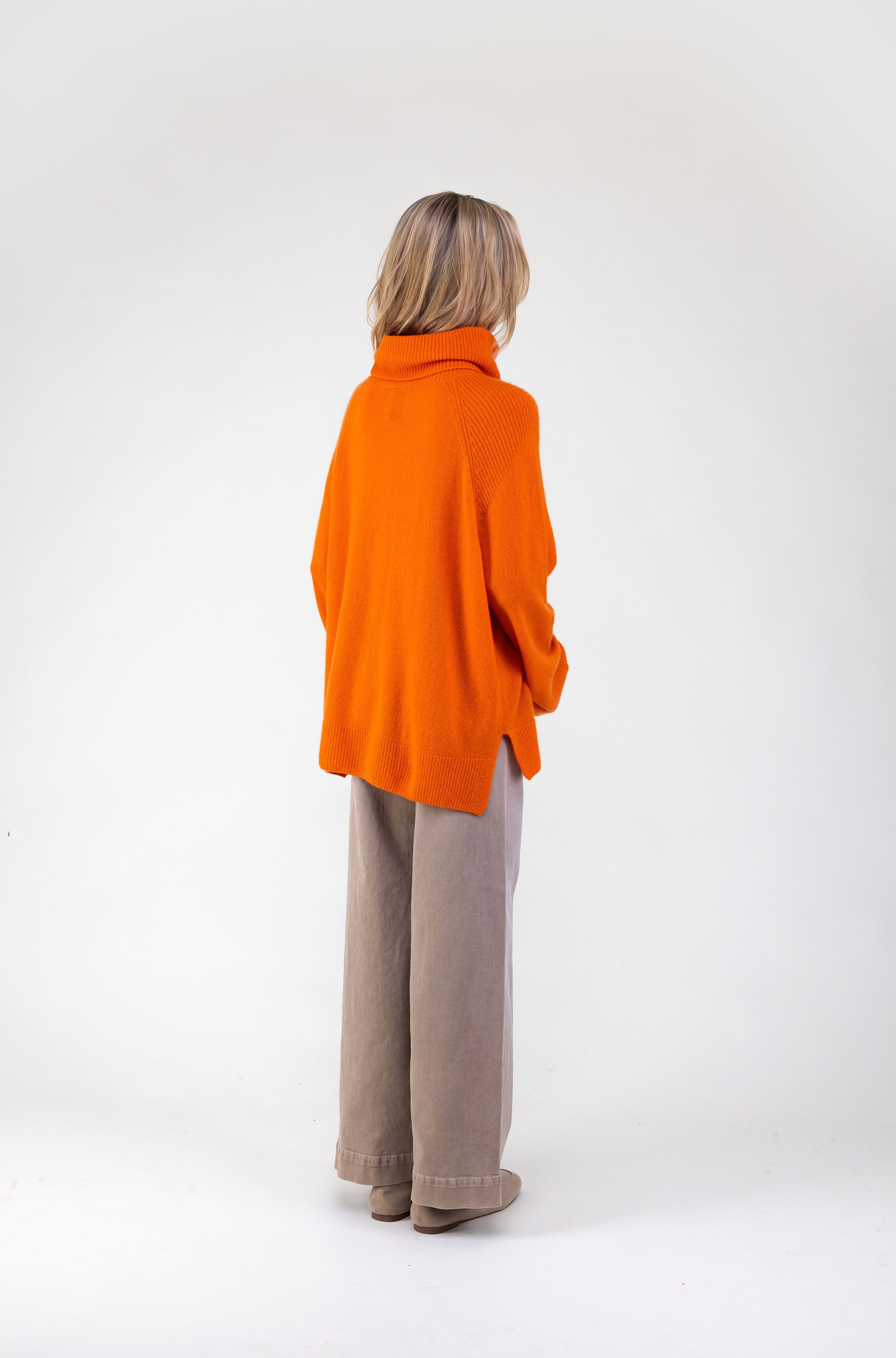 Van Kukil 100% Cashmere Cowl Neck Sweater