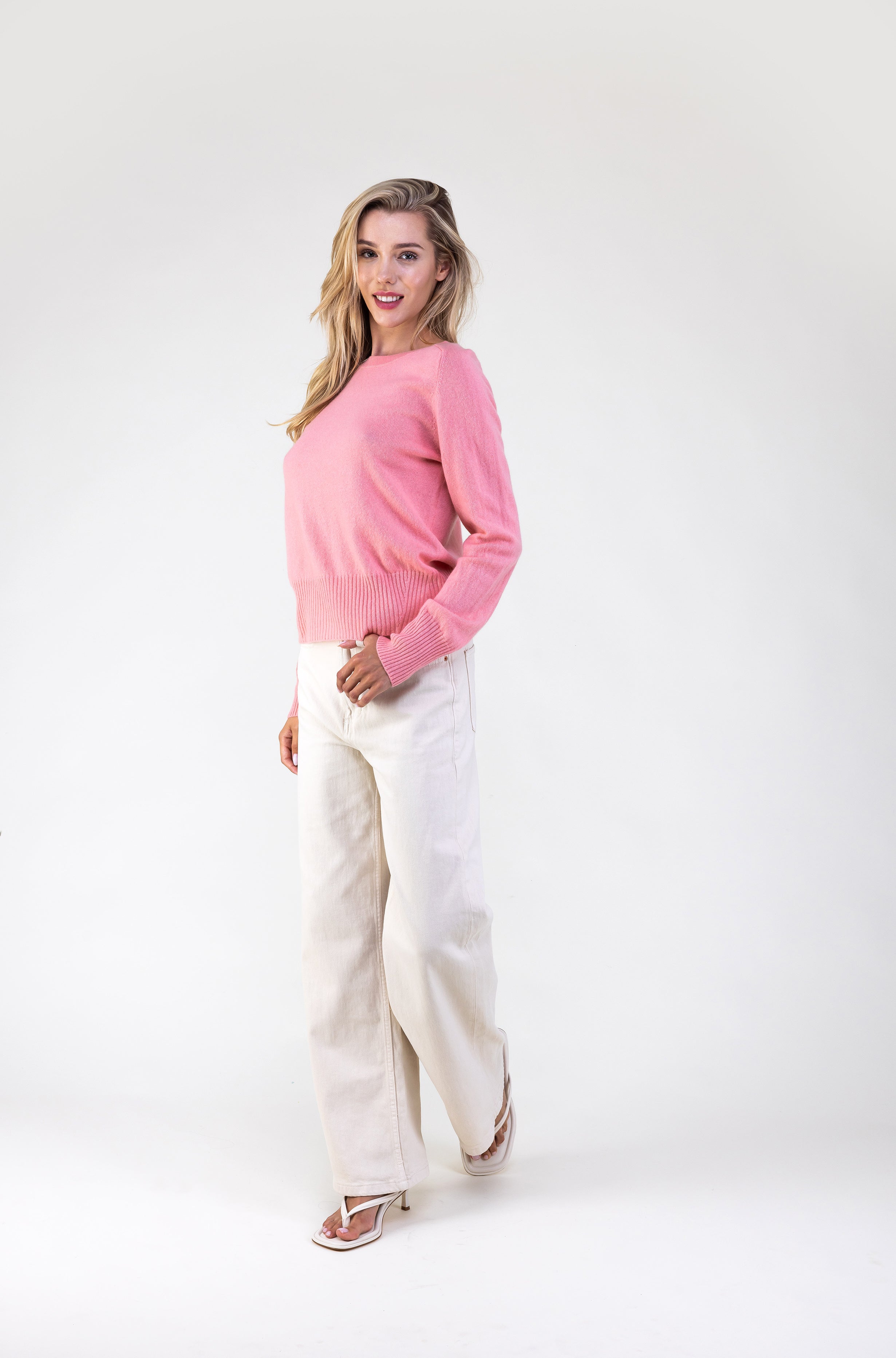 Van Kukil Classic Crewneck Sweater