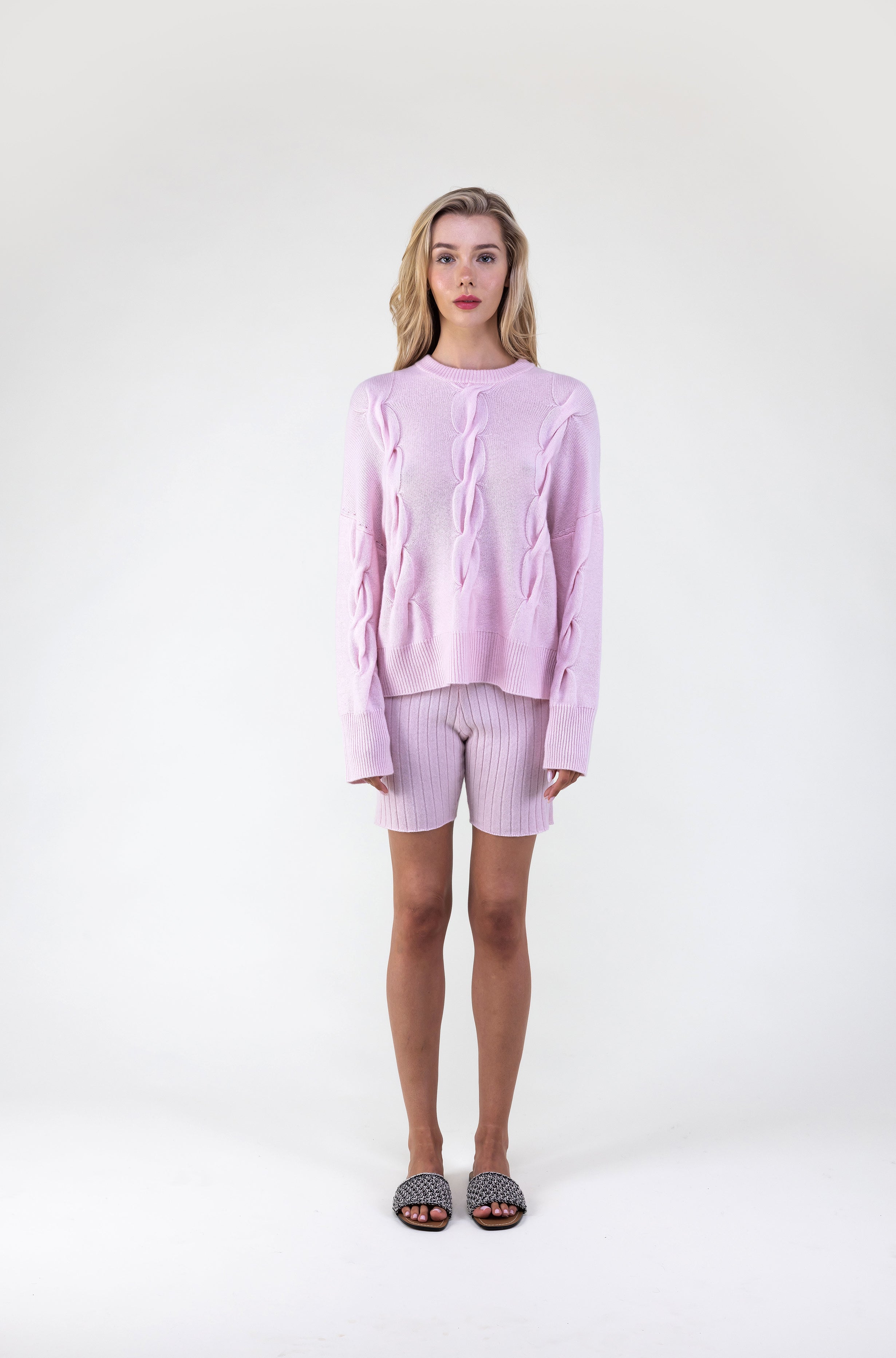 Van Kukil 100% Cashmere Cable Knit Sweater