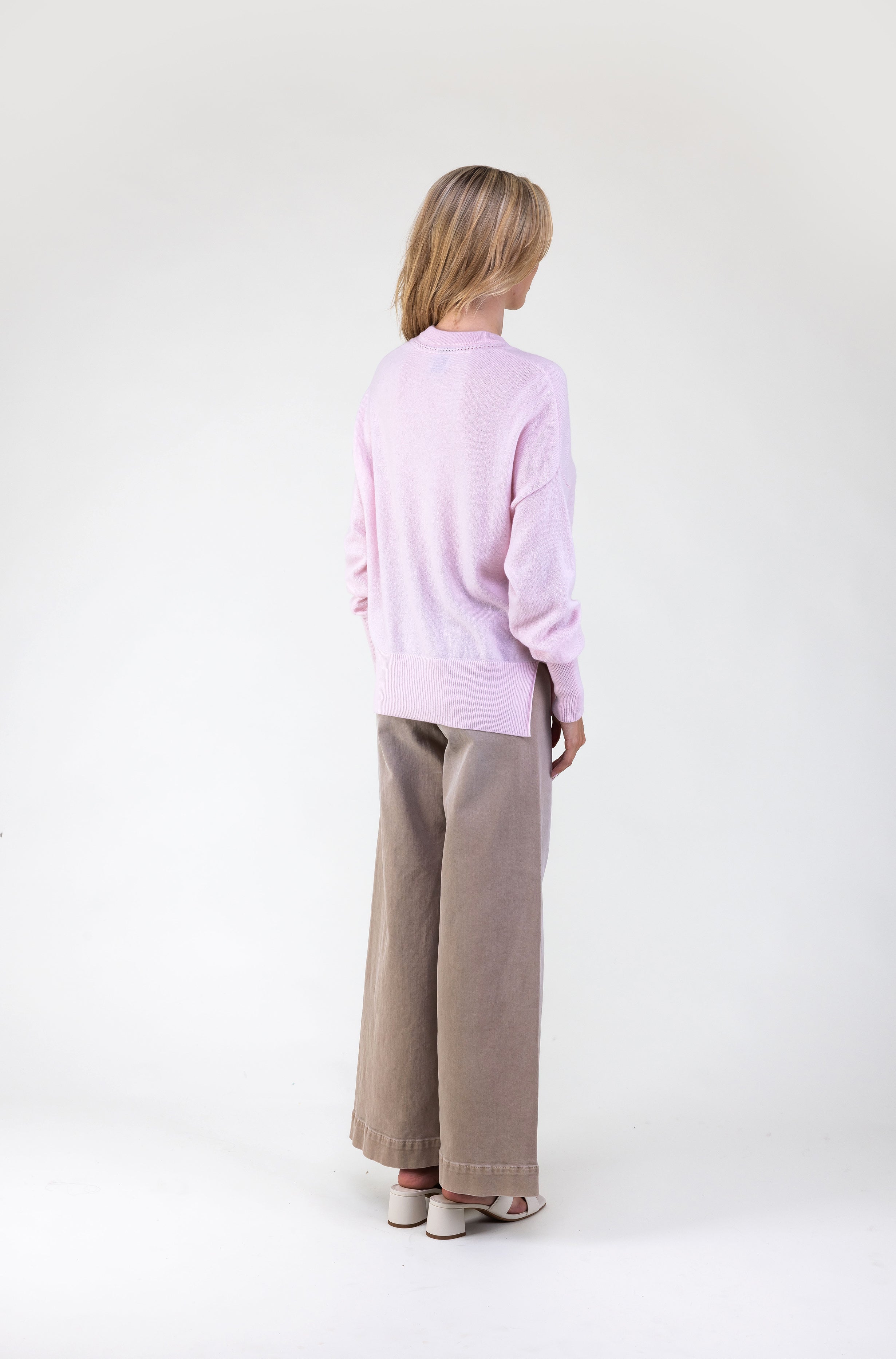 Van Kukil Cashmere V-Neck Sweater