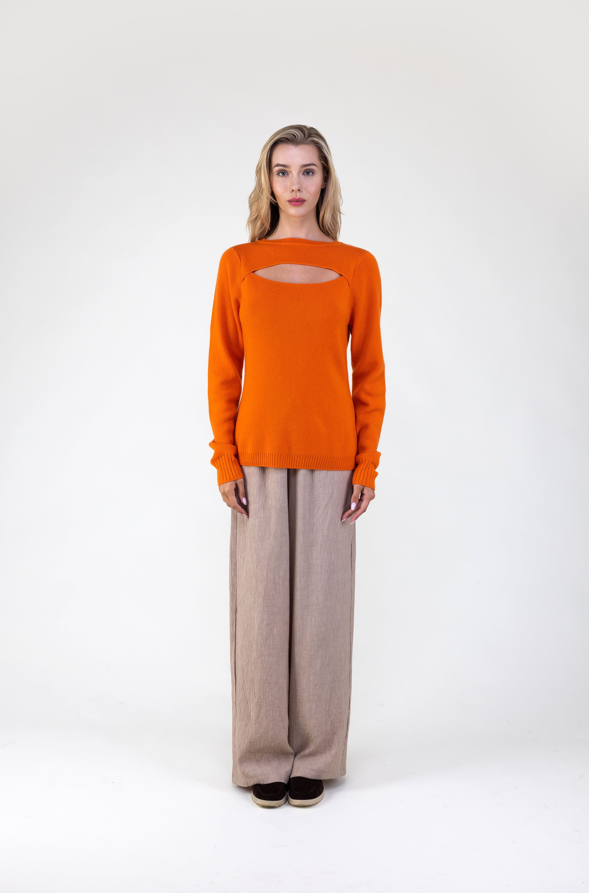 Van Kukil Cashmere Cut-Out Detail Sweater