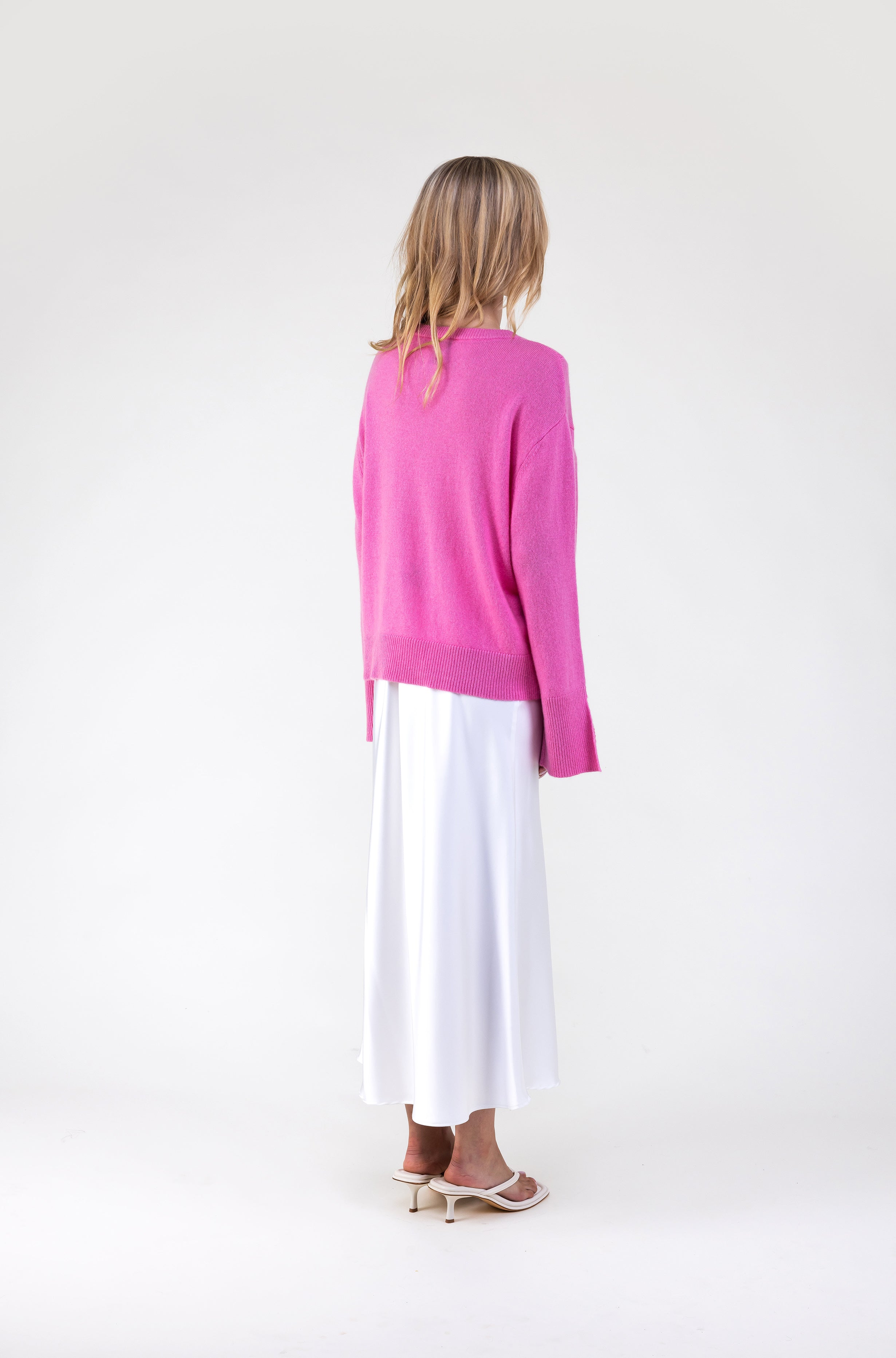 Van Kukil Cashmere Relaxed Crewneck Sweater