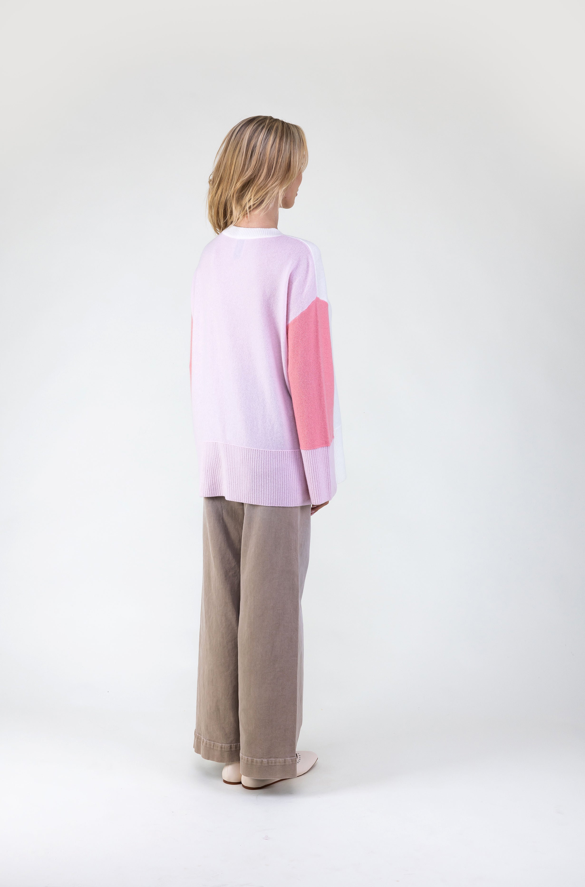 Van Kukil Cashmere Colorblock Crewneck Sweater