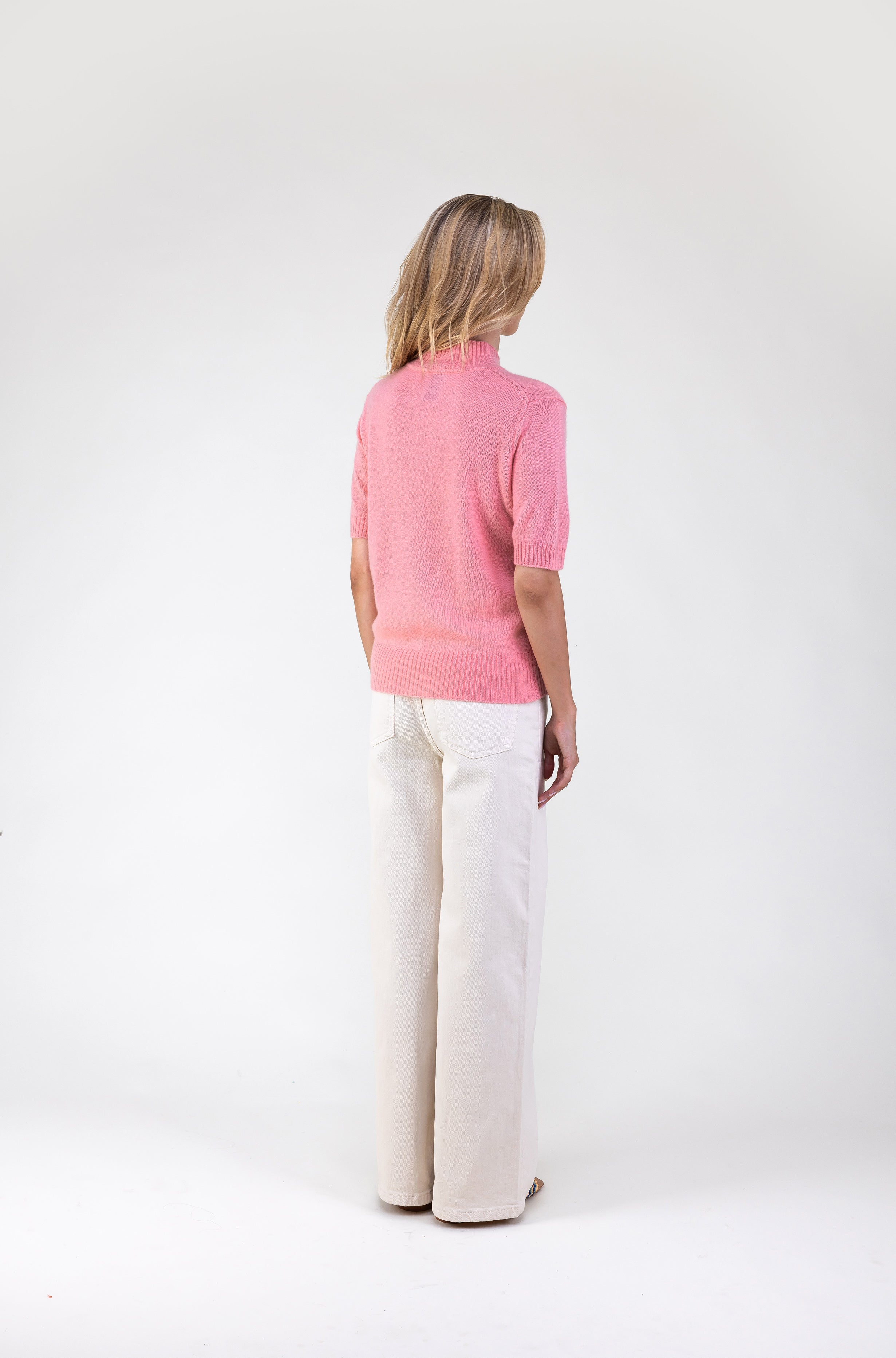 Van Kukil Mock Neck Short Sleeve Sweater