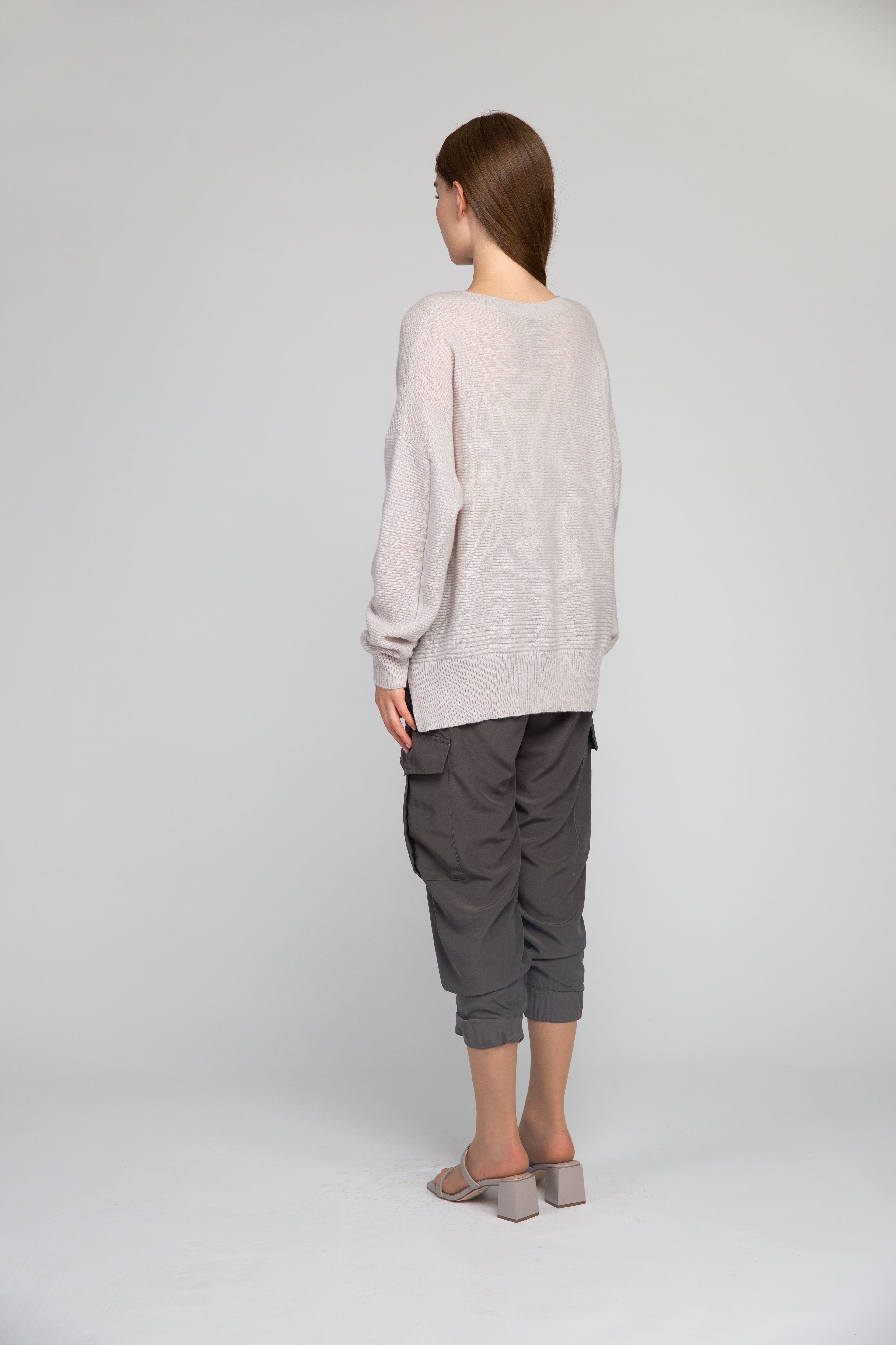 VAN KUKIL V NECK RIB JUMPER