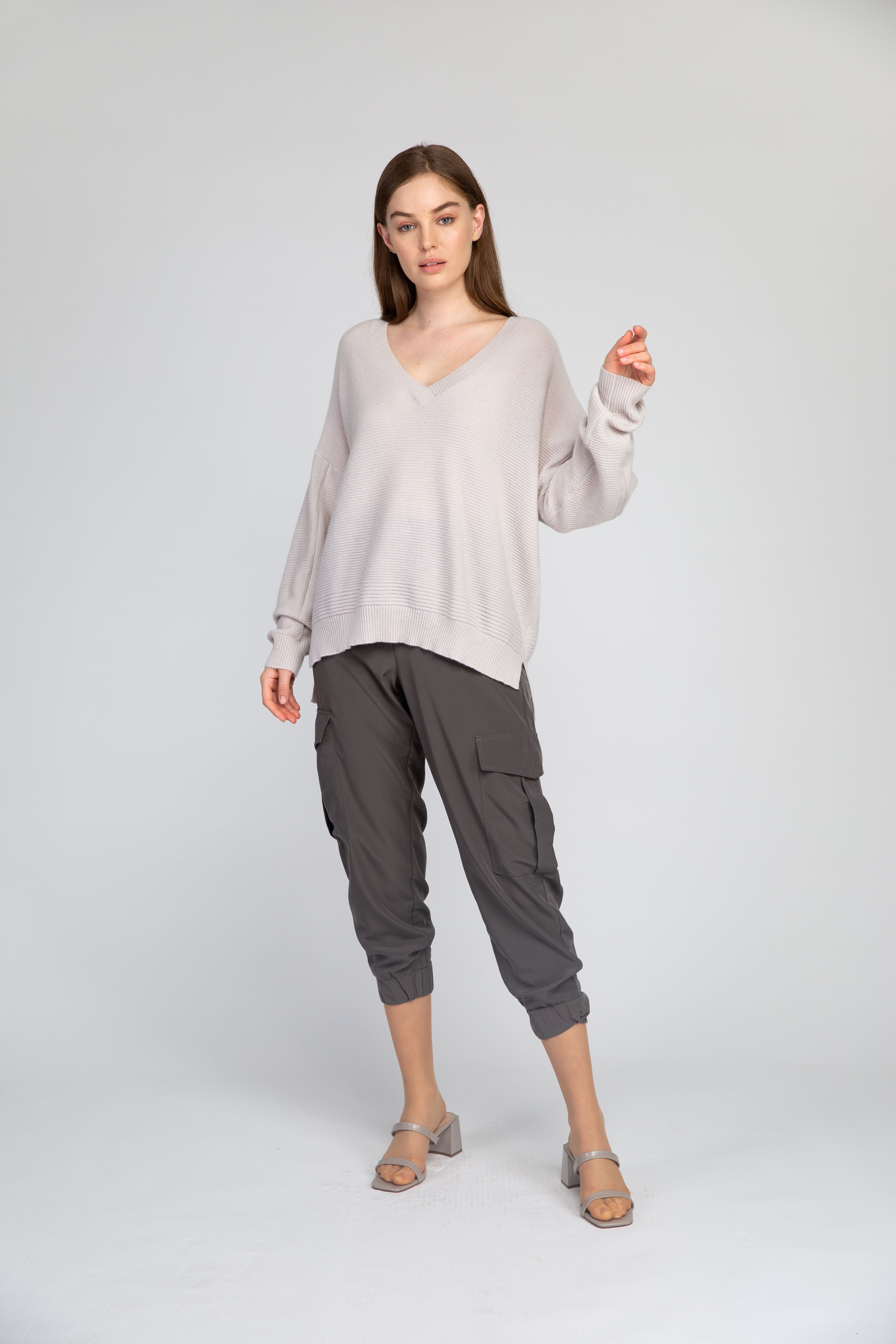 VAN KUKIL V NECK RIB JUMPER