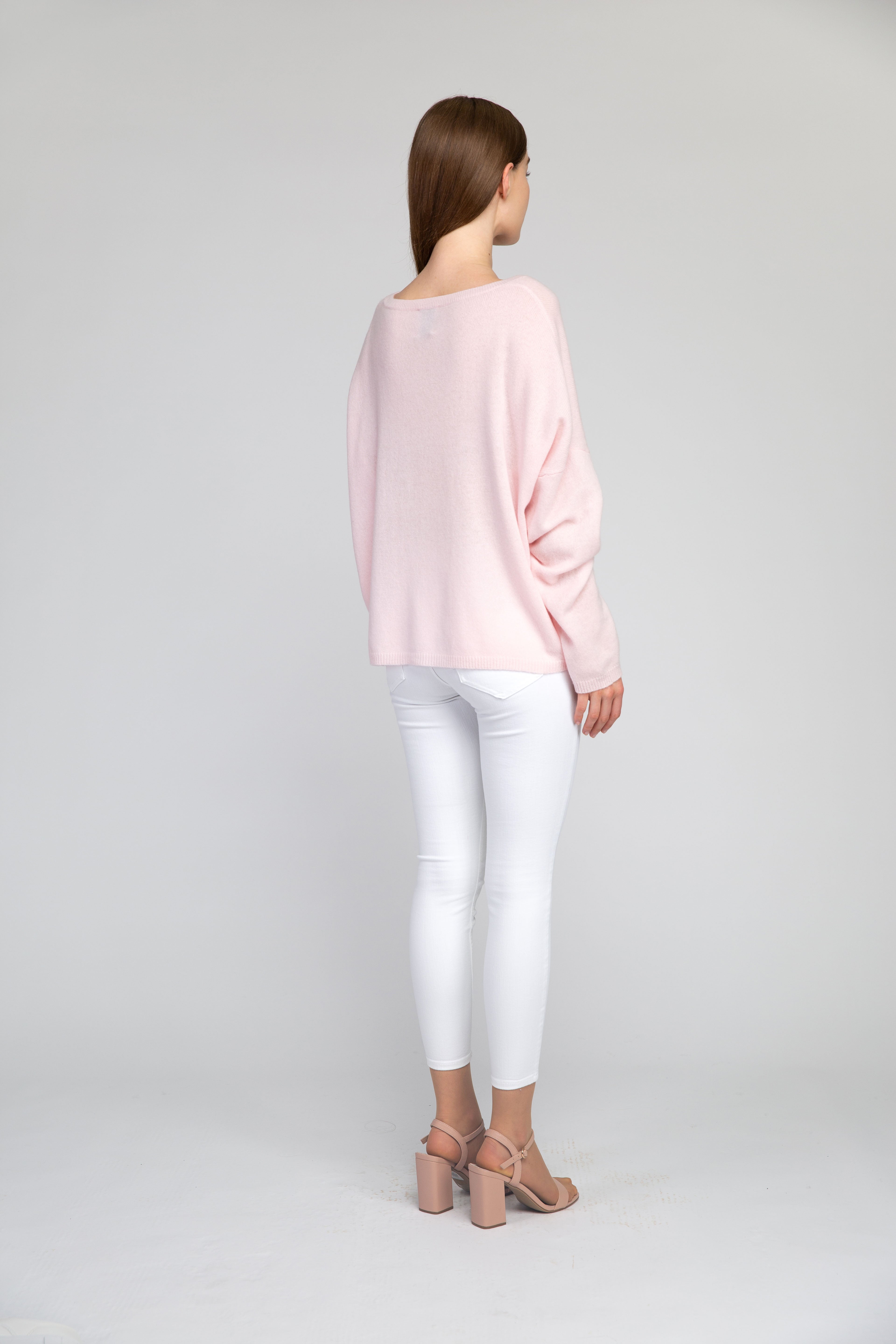 VAN KUKIL ROUND NECK JUMPER