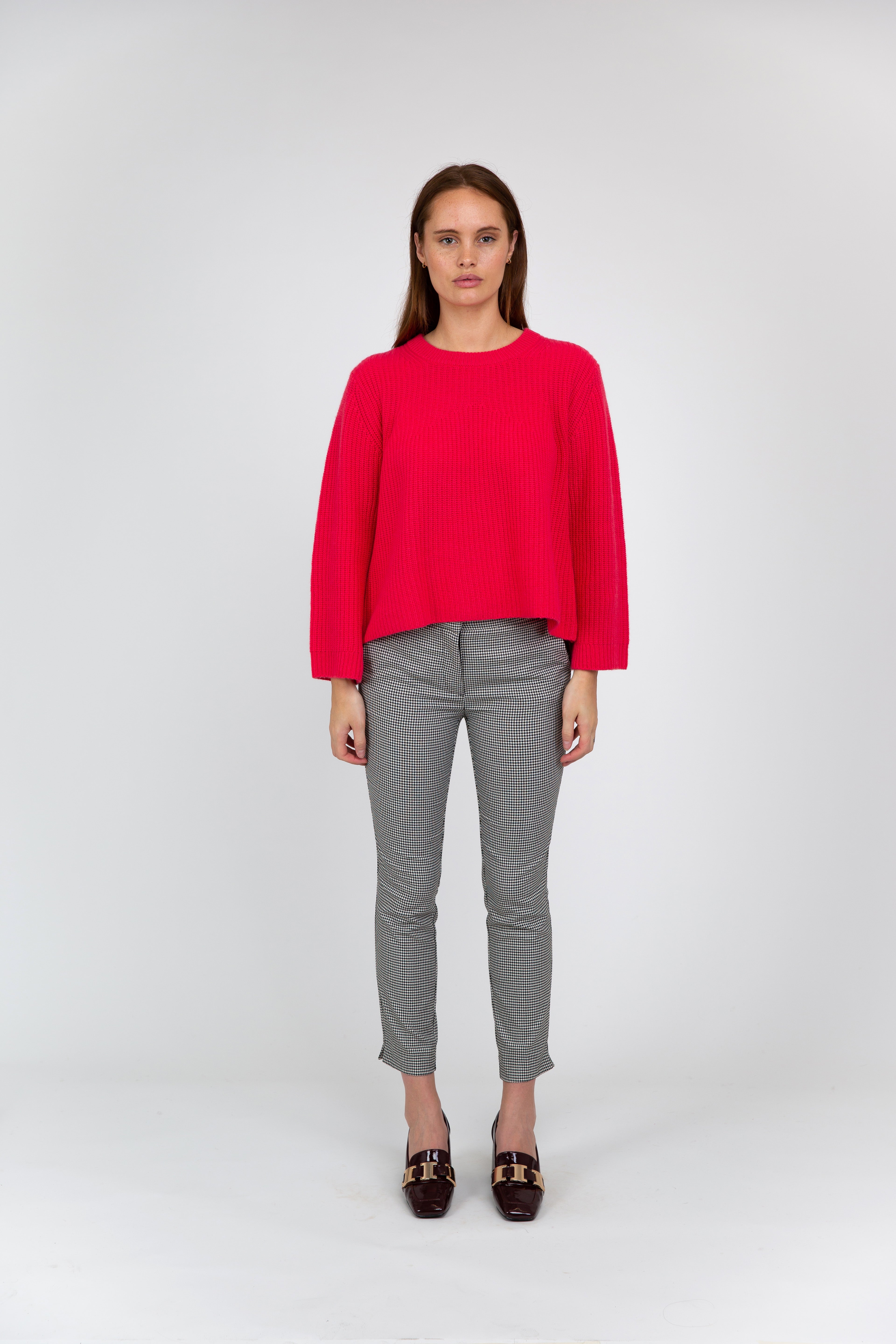 Van Kukil Classic Crew neck Sweater