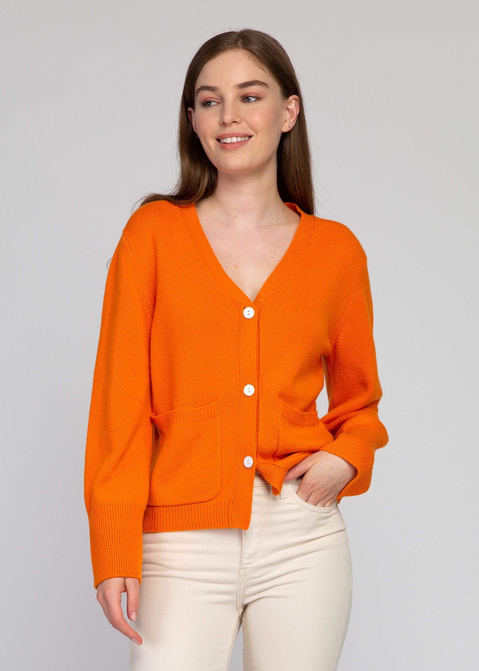 VAN KUKIL V NECK POCKET SHORT CARDIGAN