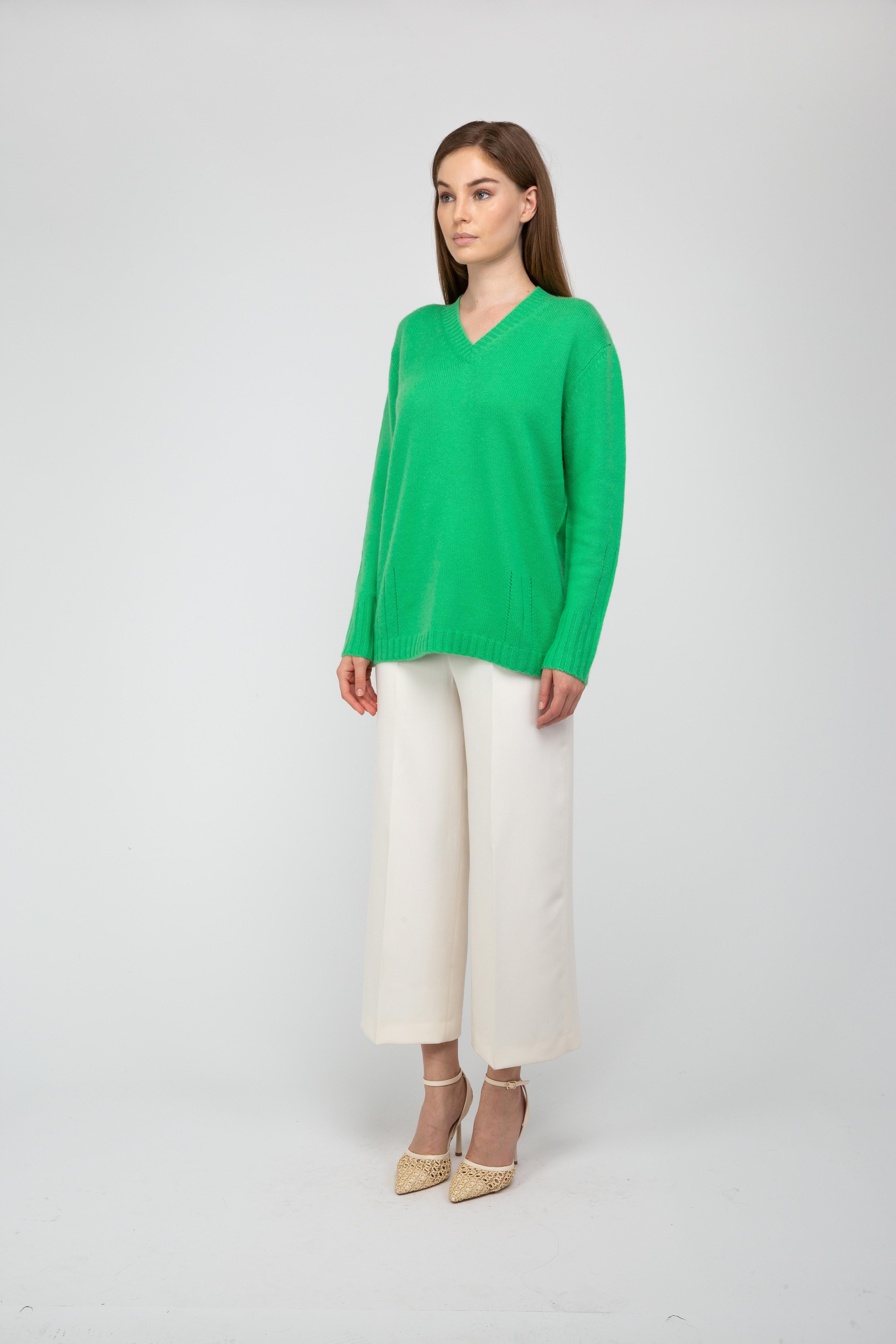 Van Kukil Cashmere V-Neck Jumper