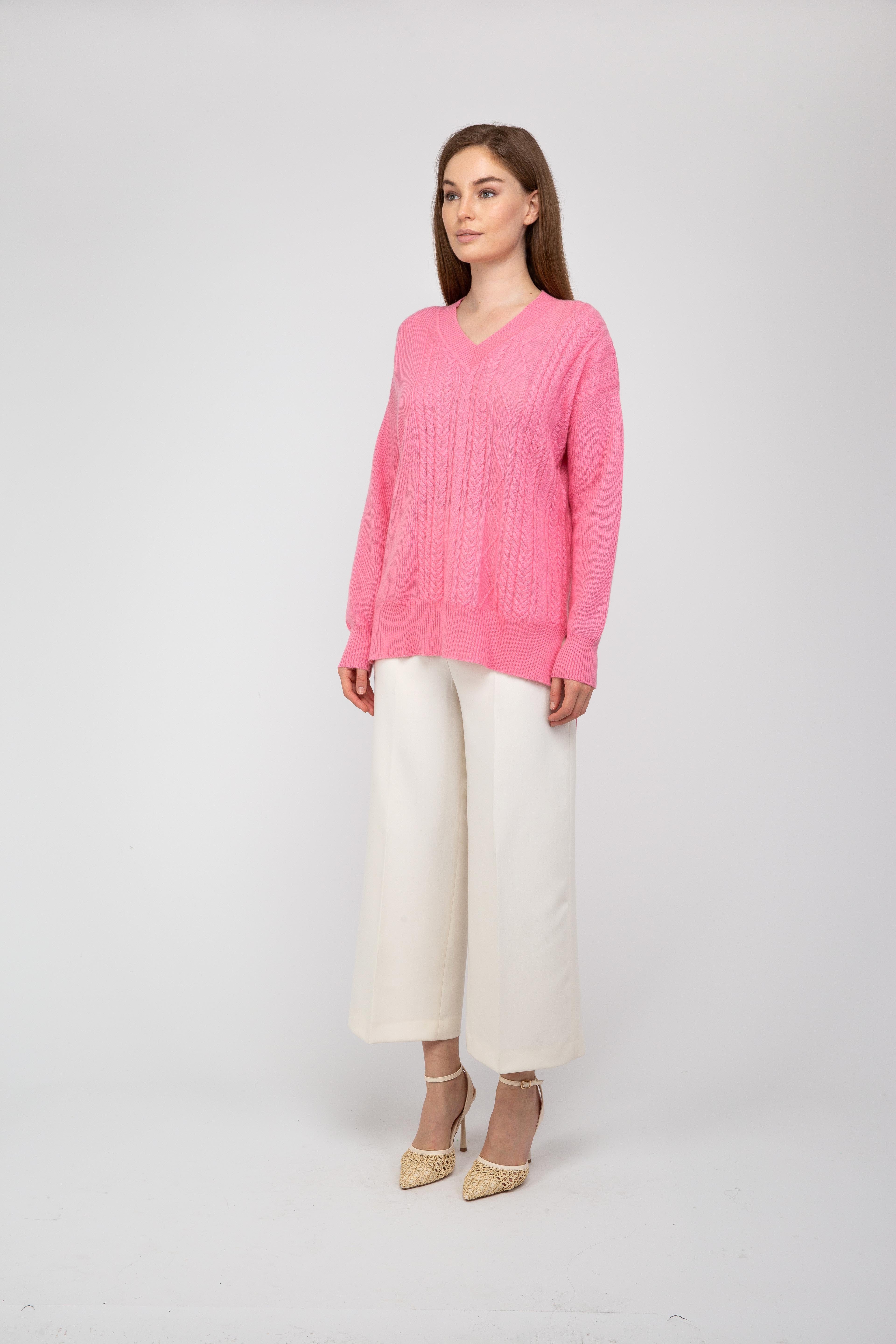 Van Kukil Cashmere Cable-Knit V-Neck Sweater
