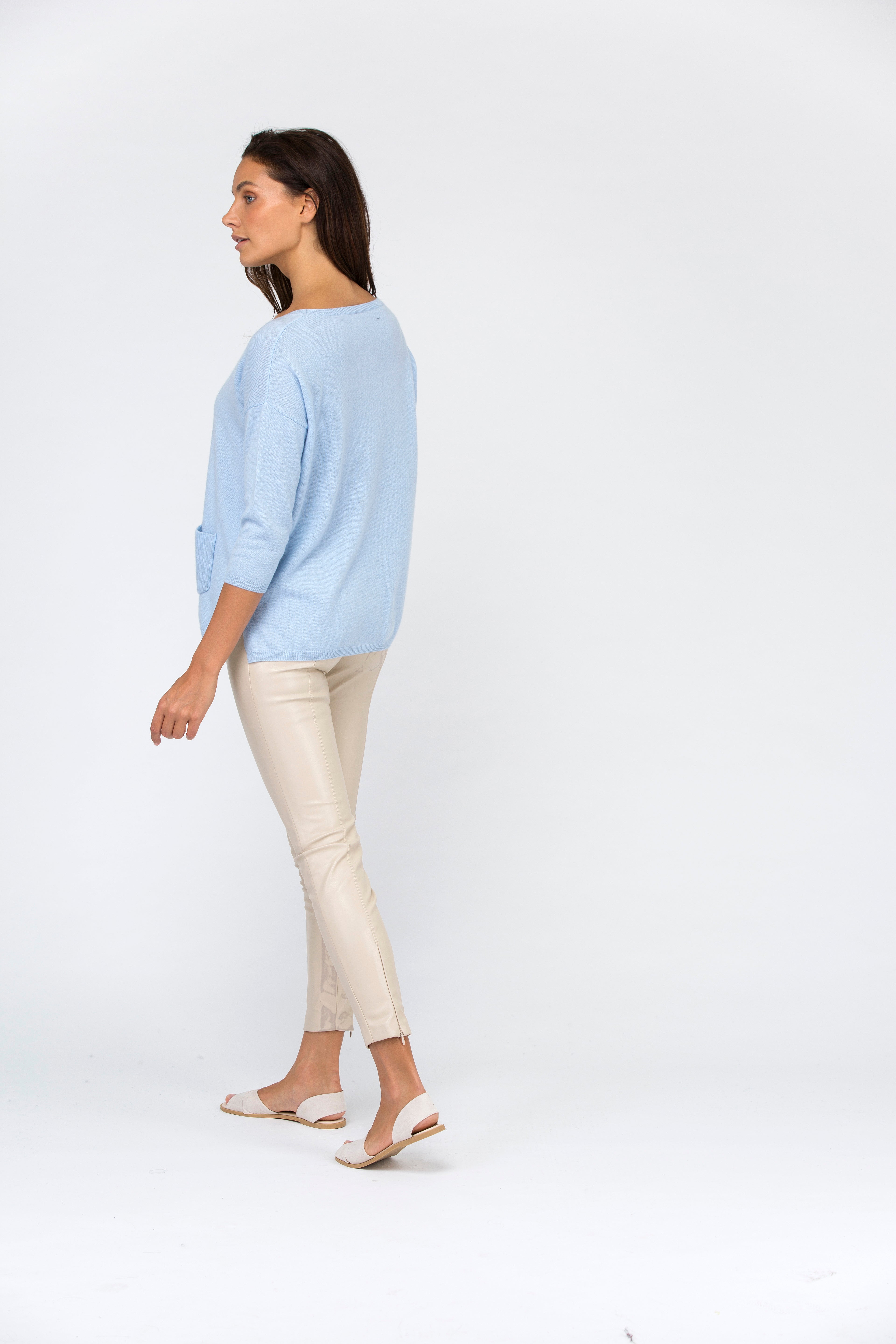 VAN KUKIL FRONT POCKET JUMPER