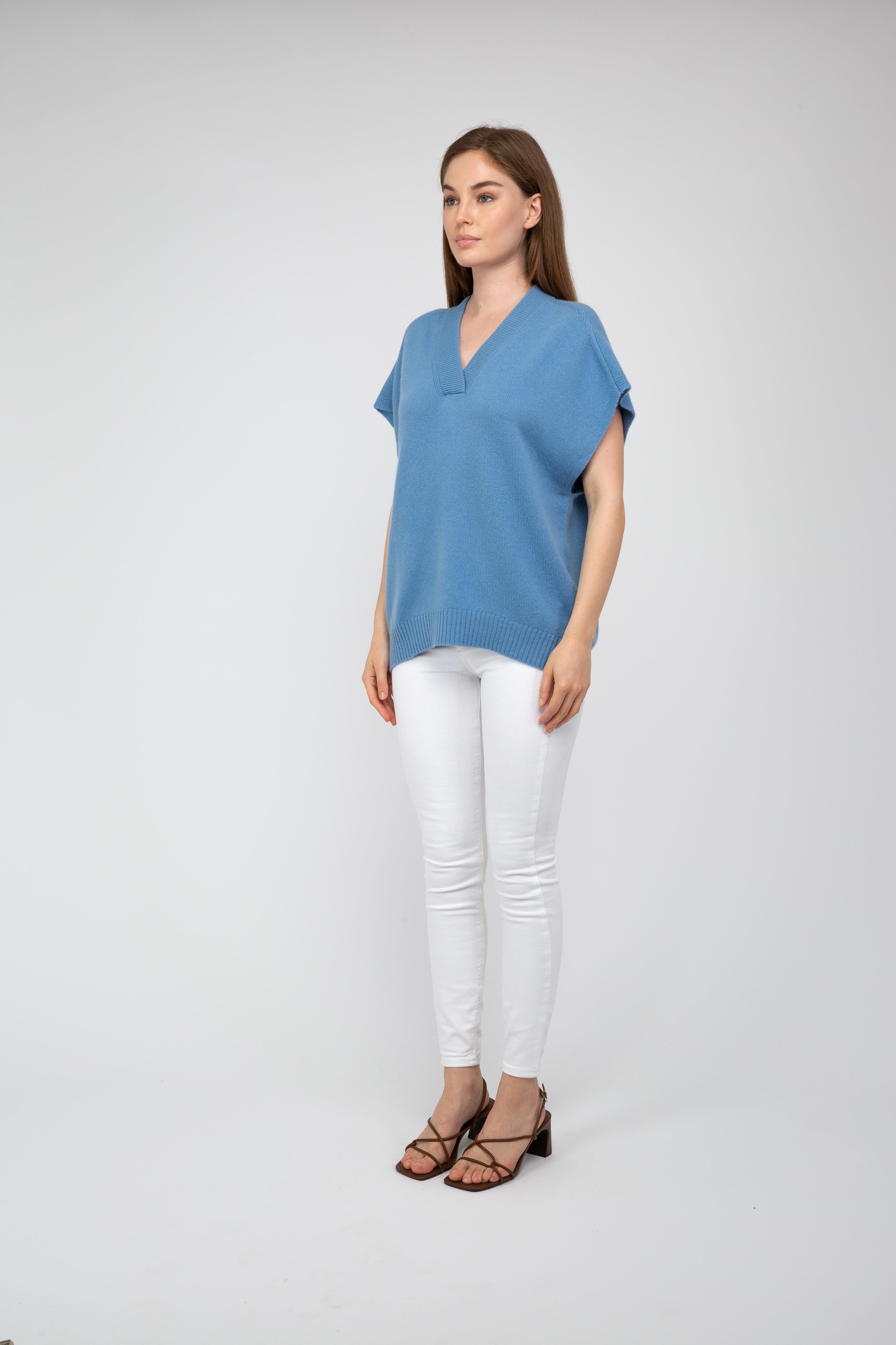 Van Kukil Cashmere Relaxed V-Neck Jumper