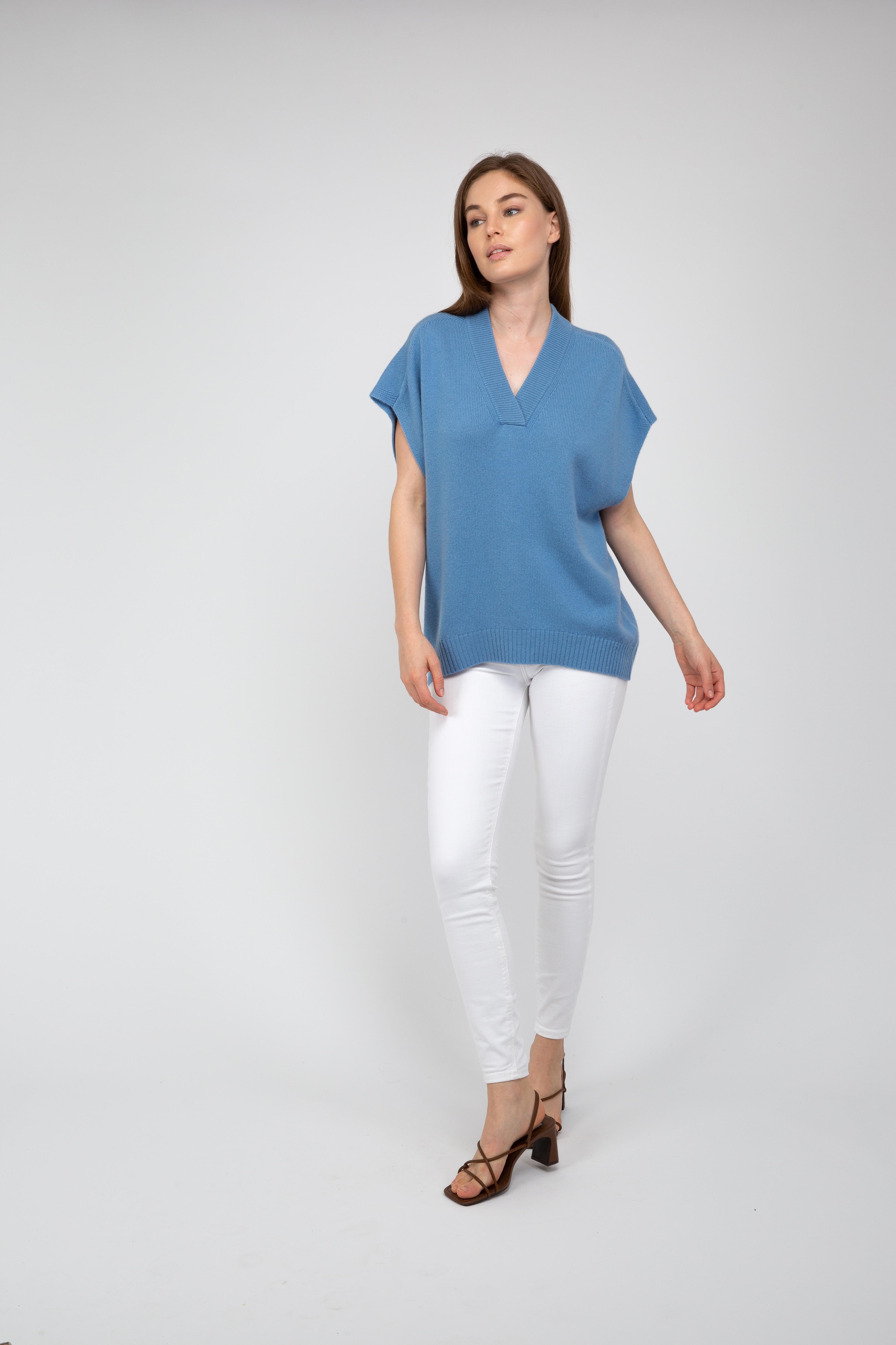 Van Kukil Cashmere Relaxed V-Neck Jumper