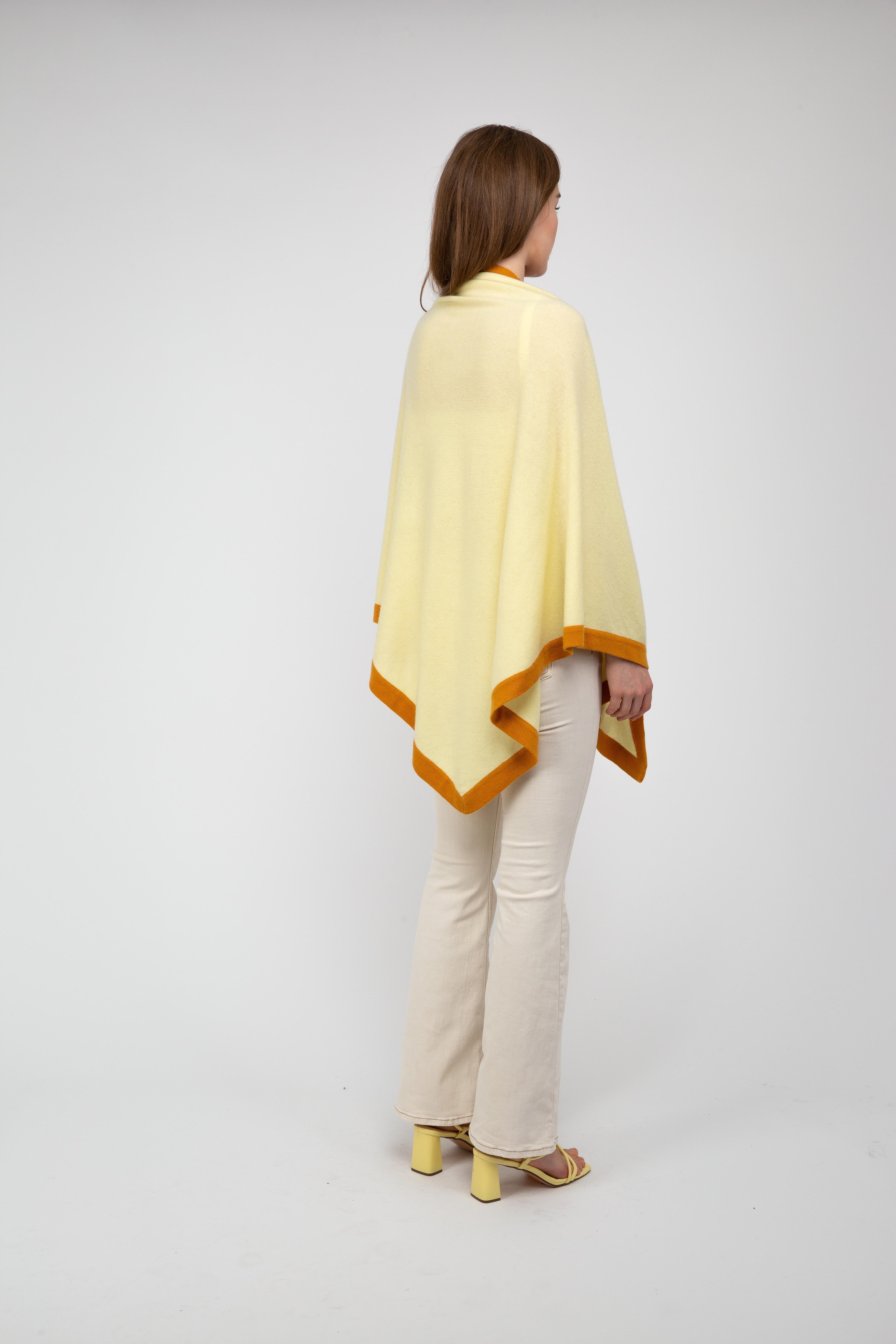 Van Kukil Contrast Trim Cape