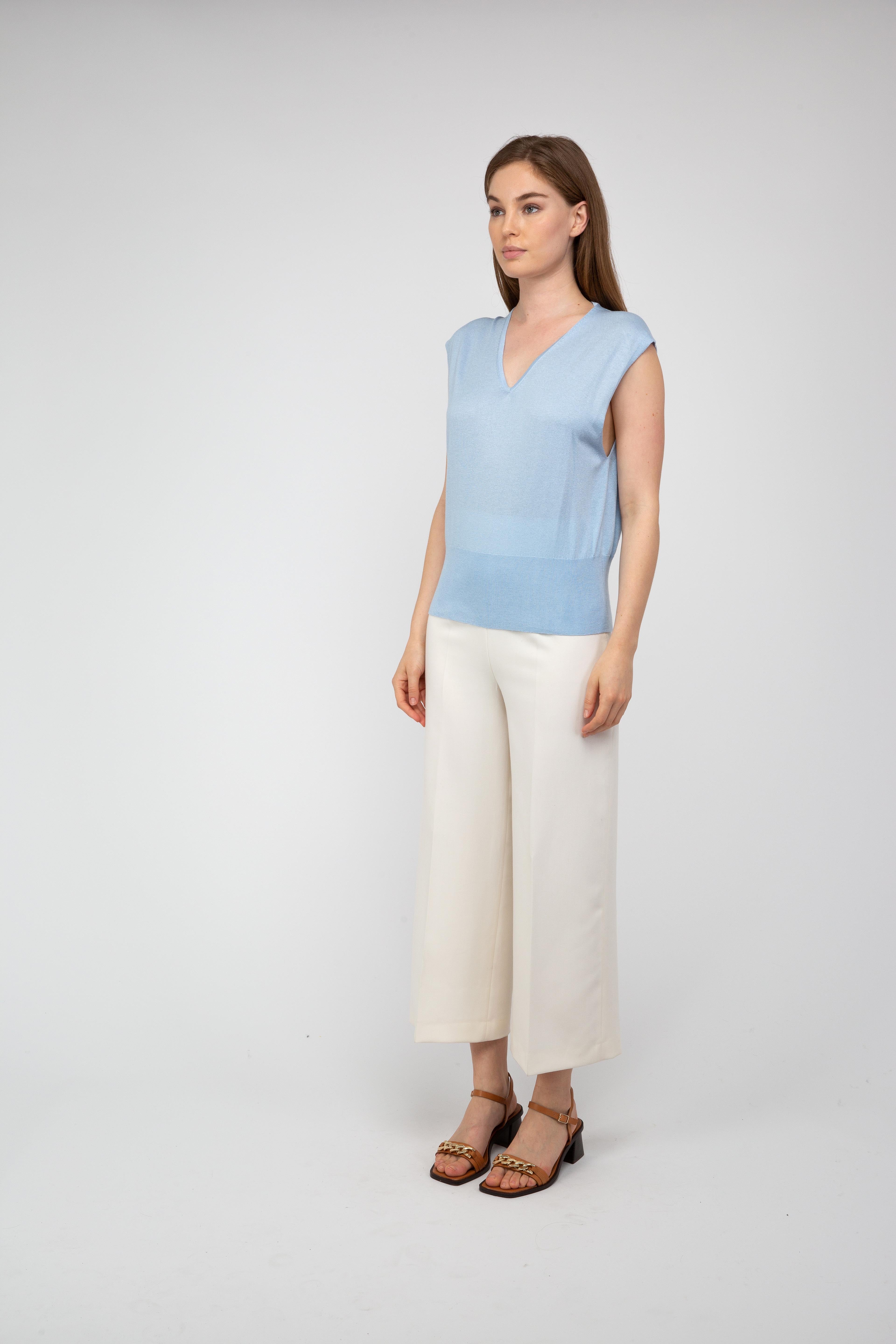 Van Kukil Cashmere Sleeveless Jumper