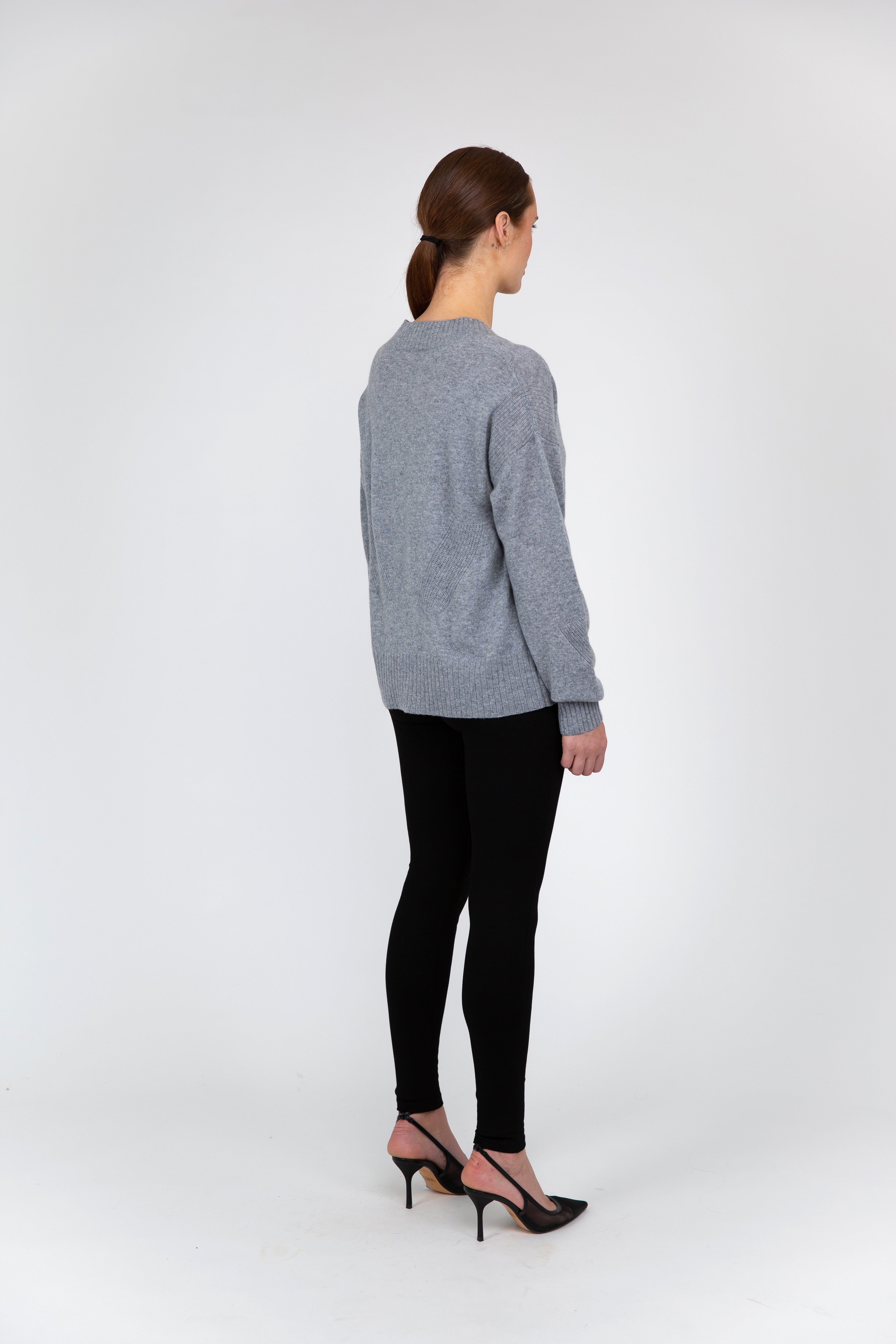 VAN KUKIL V NECK CARDIGAN