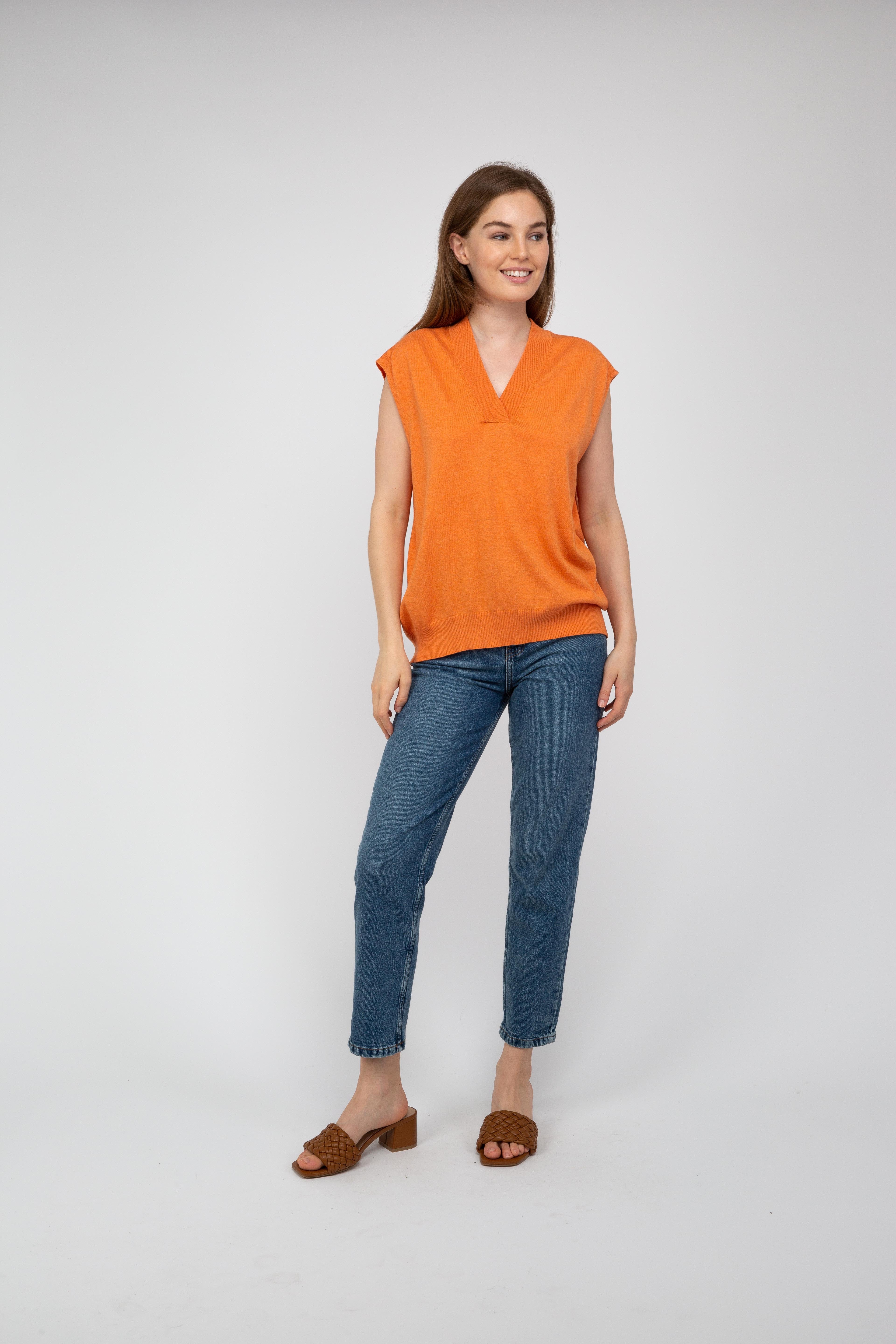 Van Kukil Sleeveless V-Neck Jumper