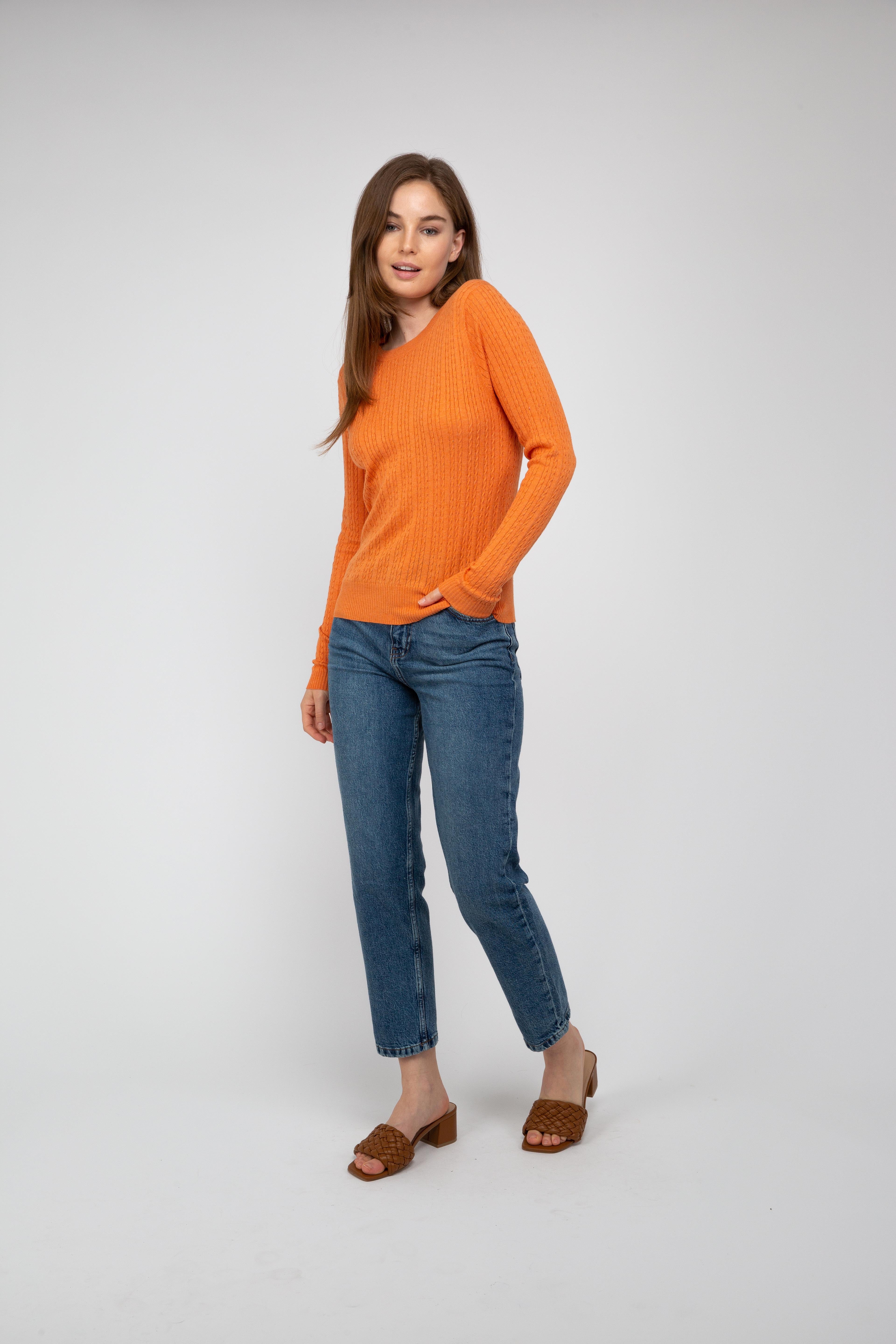 Van Kukil Ribbed Crewneck Sweater