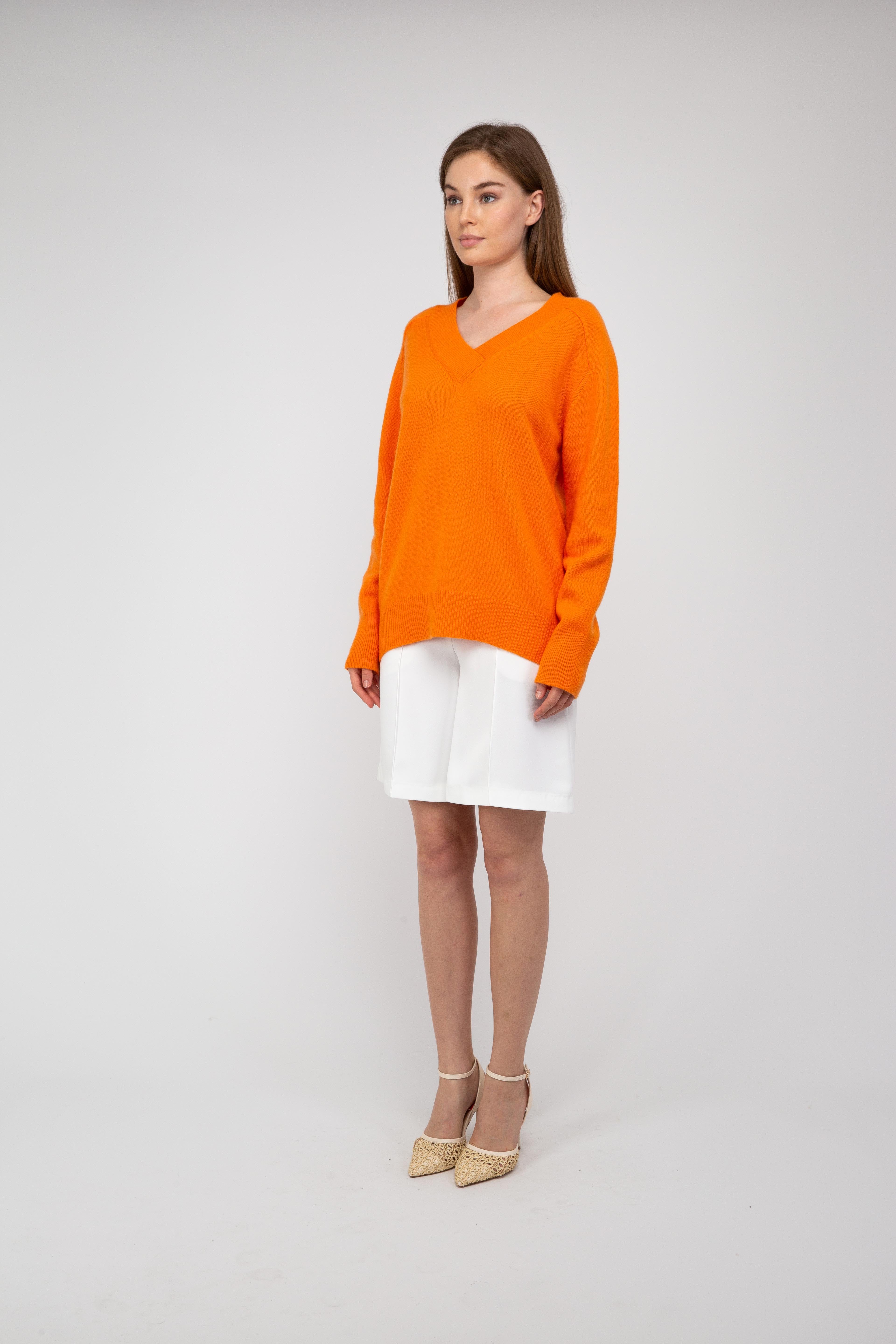Van Kukil Cashmere V-Neck Jumper