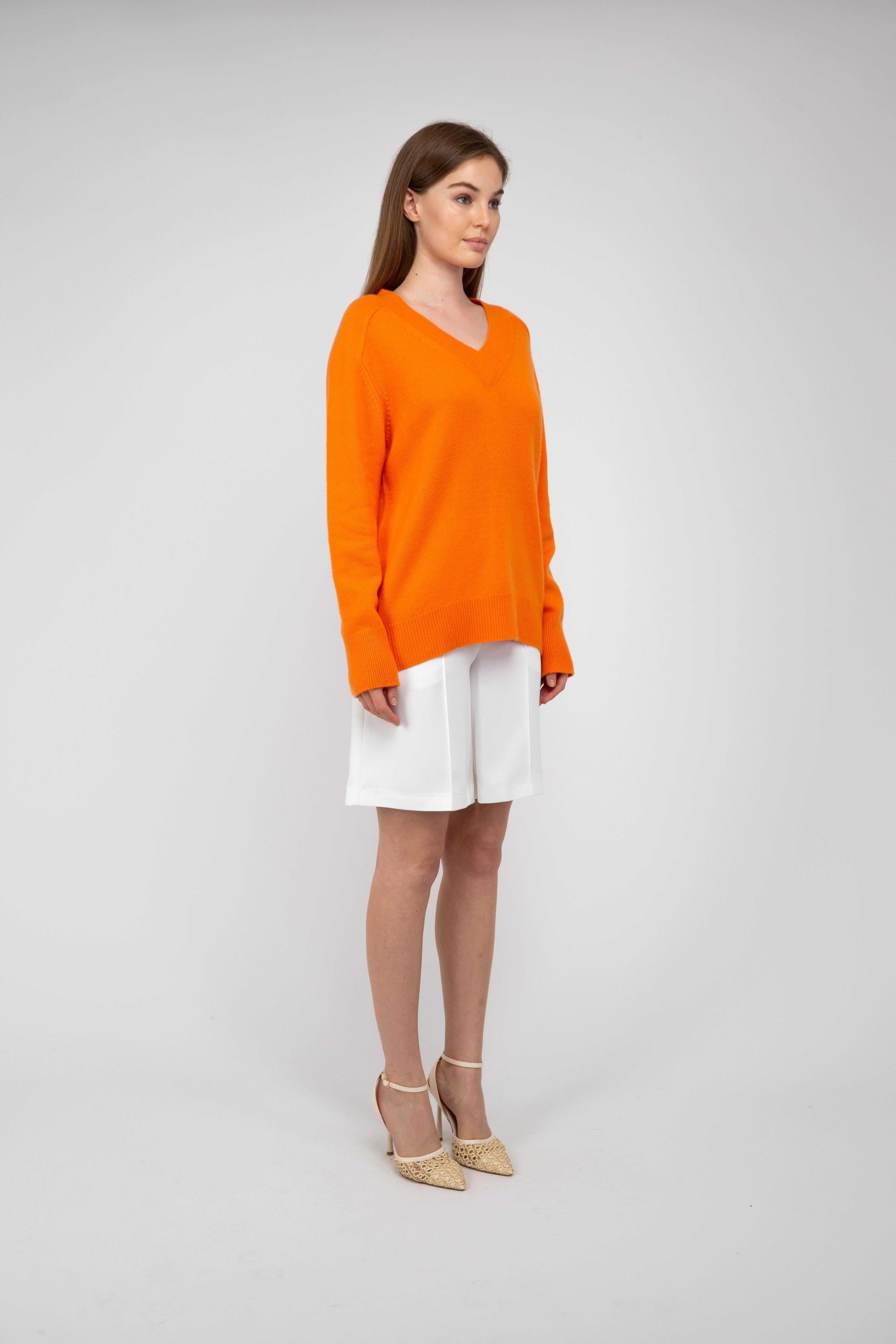 Van Kukil Cashmere V-Neck Jumper