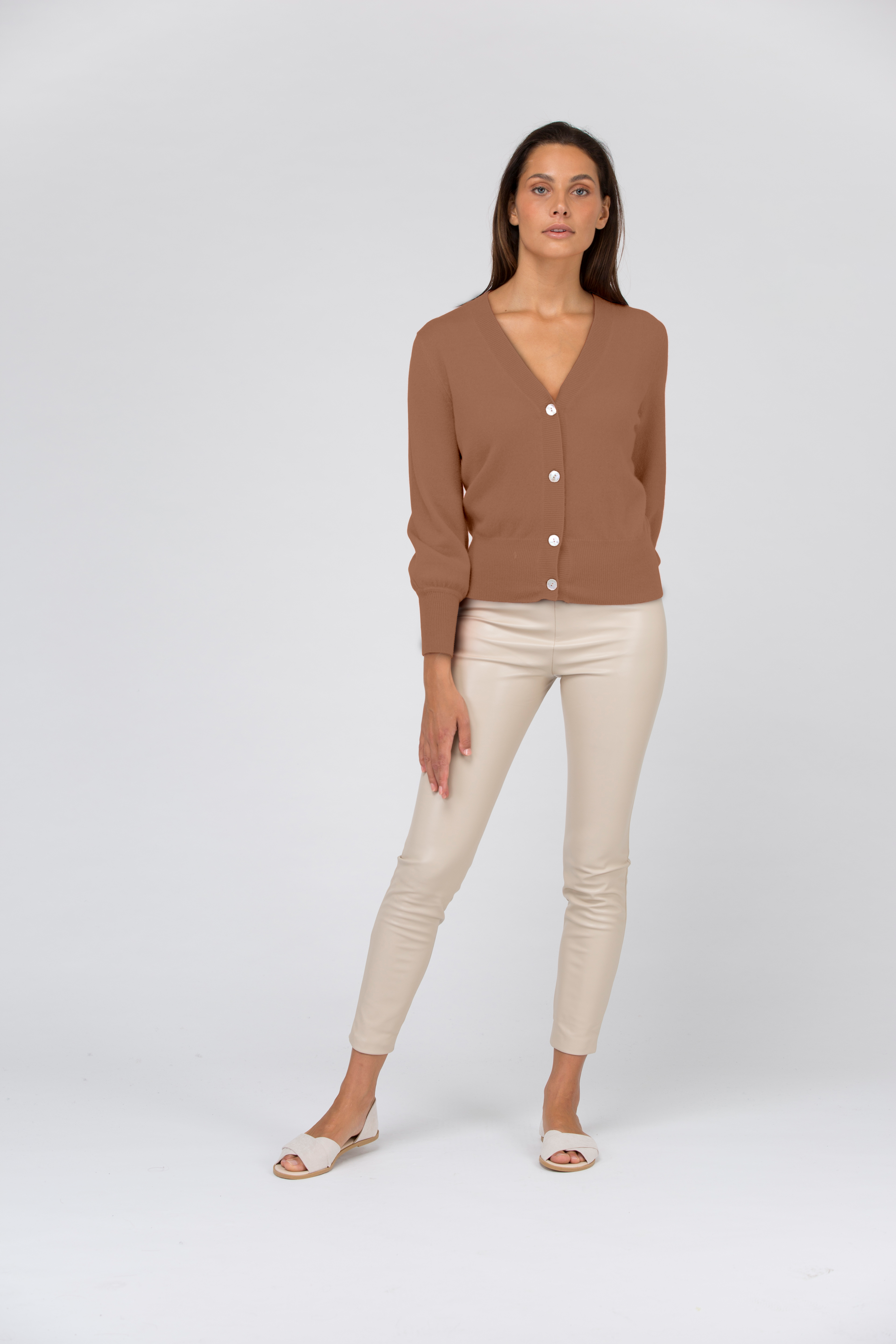 VAN KUKIL V NECK CARDIGAN