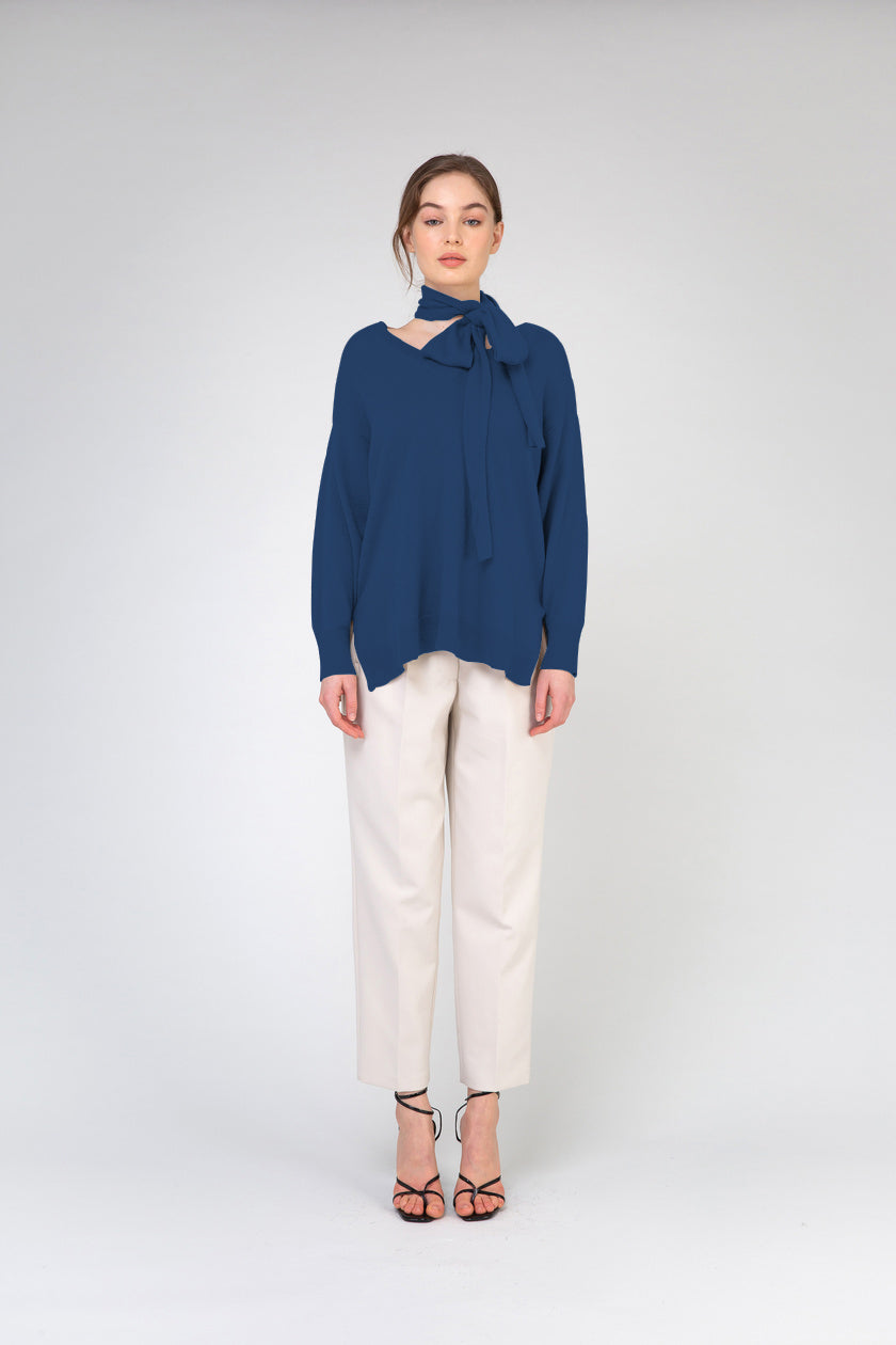 VAN KUKIL V SWEATER NECK WITH SCARF