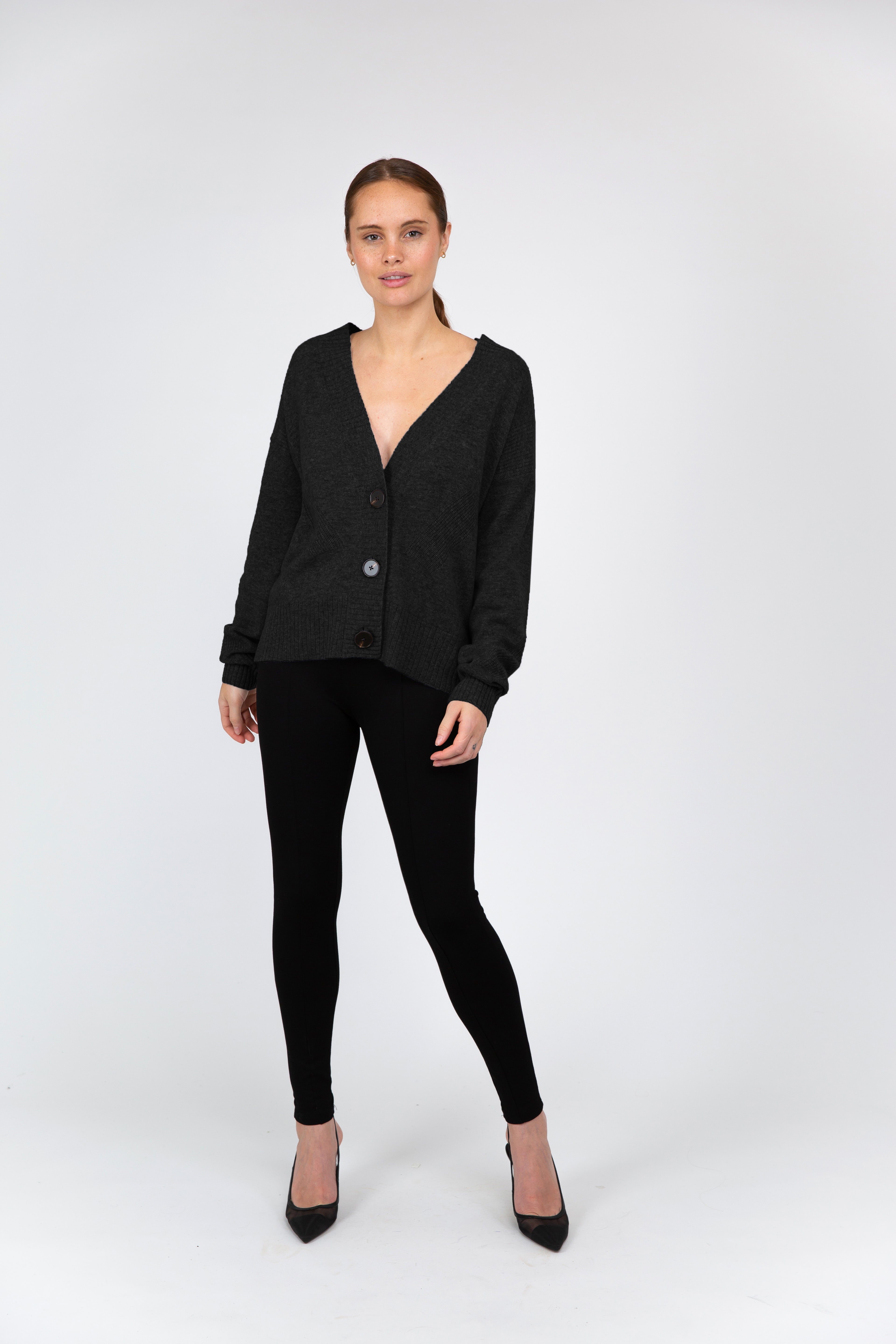 VAN KUKIL V NECK CARDIGAN
