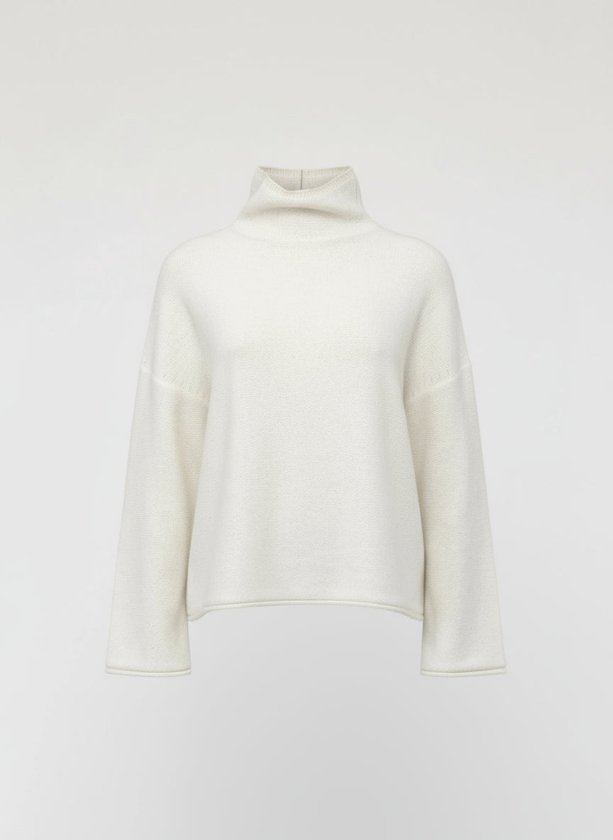 Van Kukil Cashmere Boxy Turtleneck Sweater