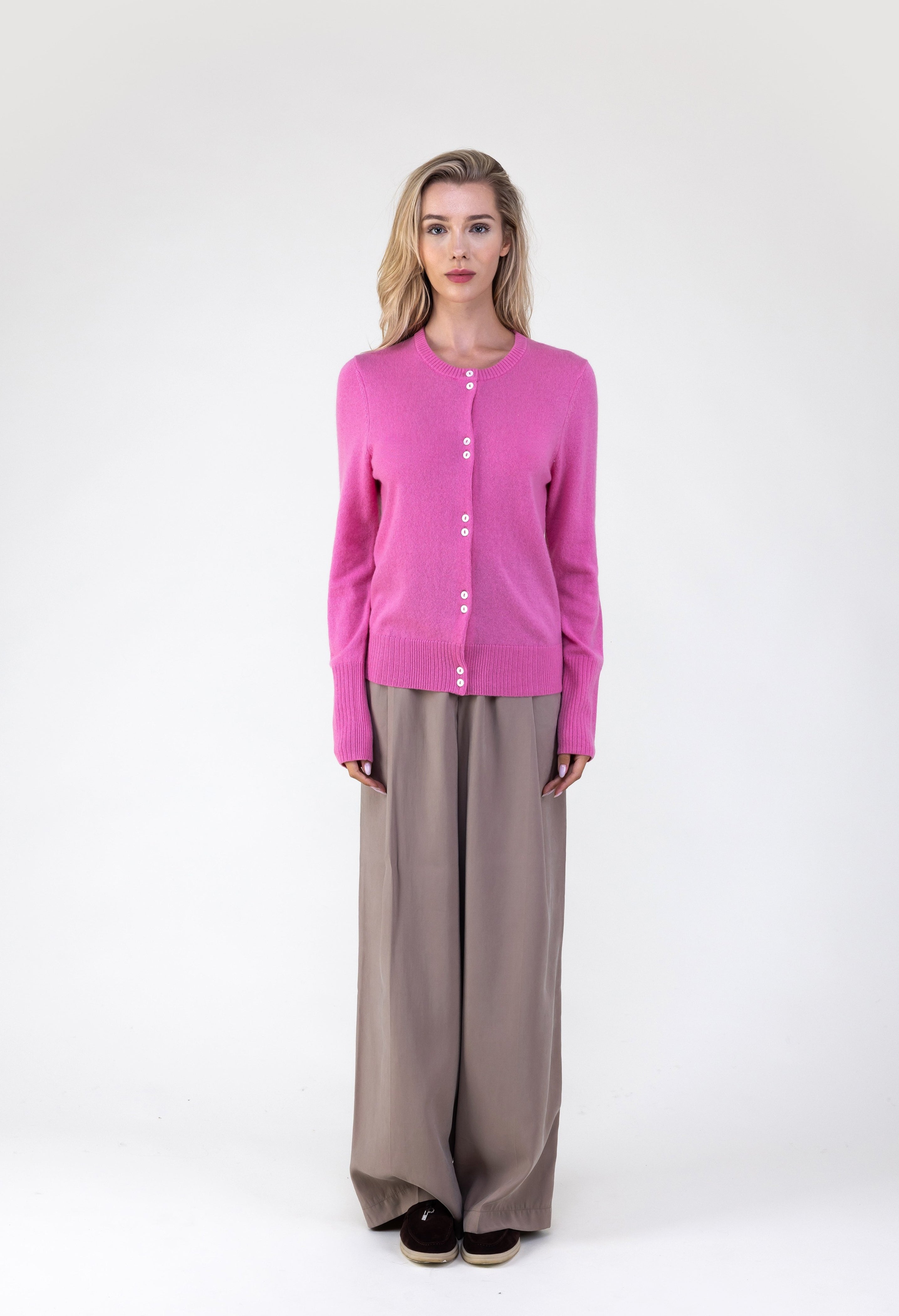 Van Kukil Cashmere Crew Neck Cardigan