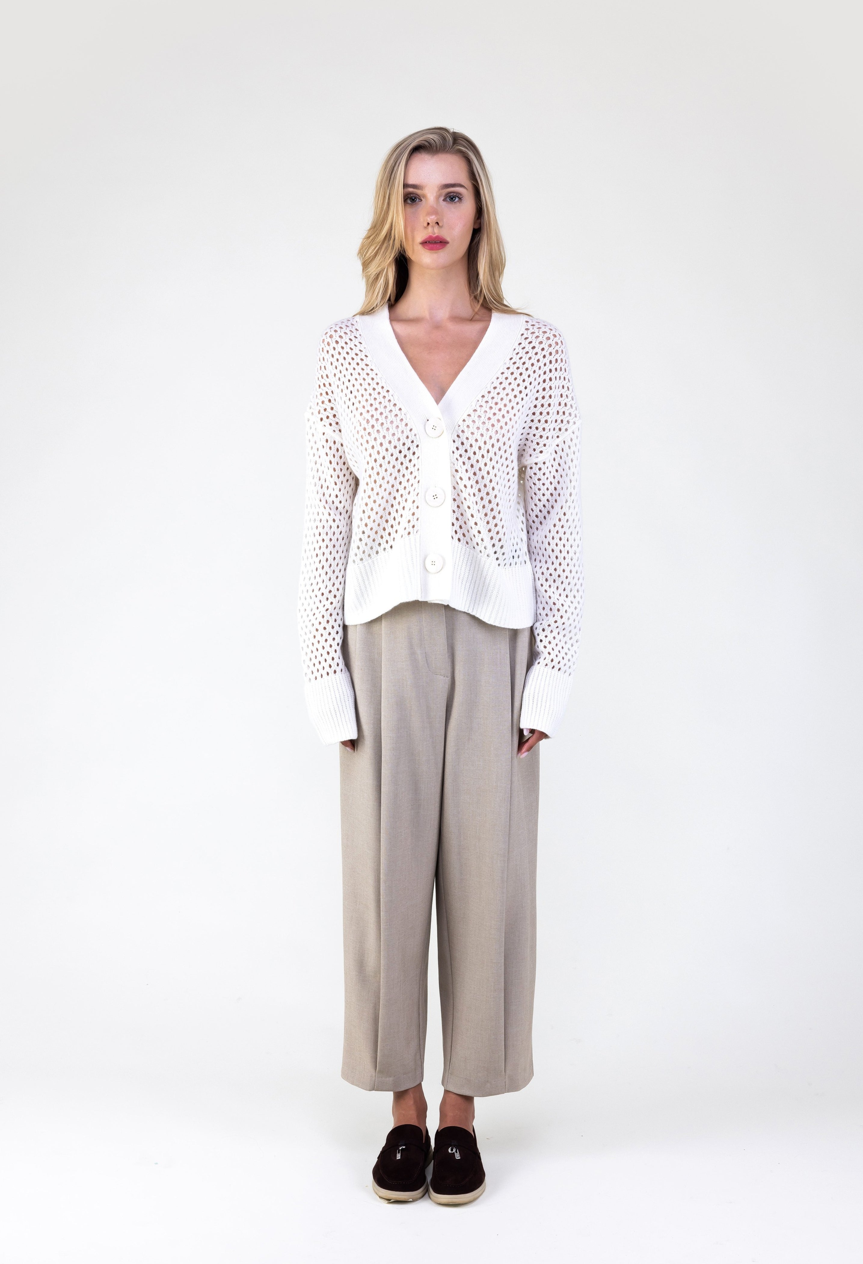 Van Kukil Cashmere Open-Knit Buttoned Cardigan