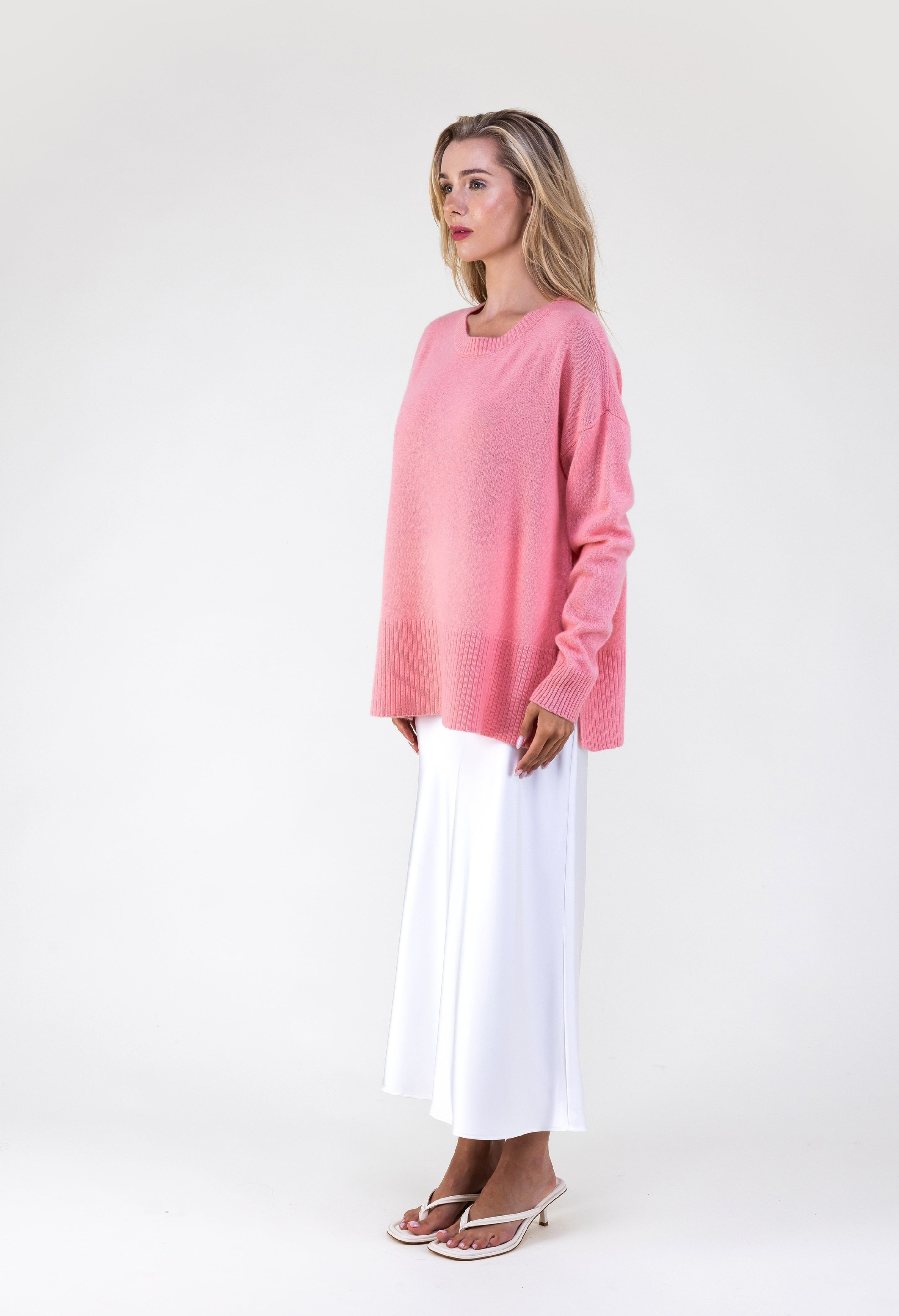 Van Kukil Classic Crewneck Sweater