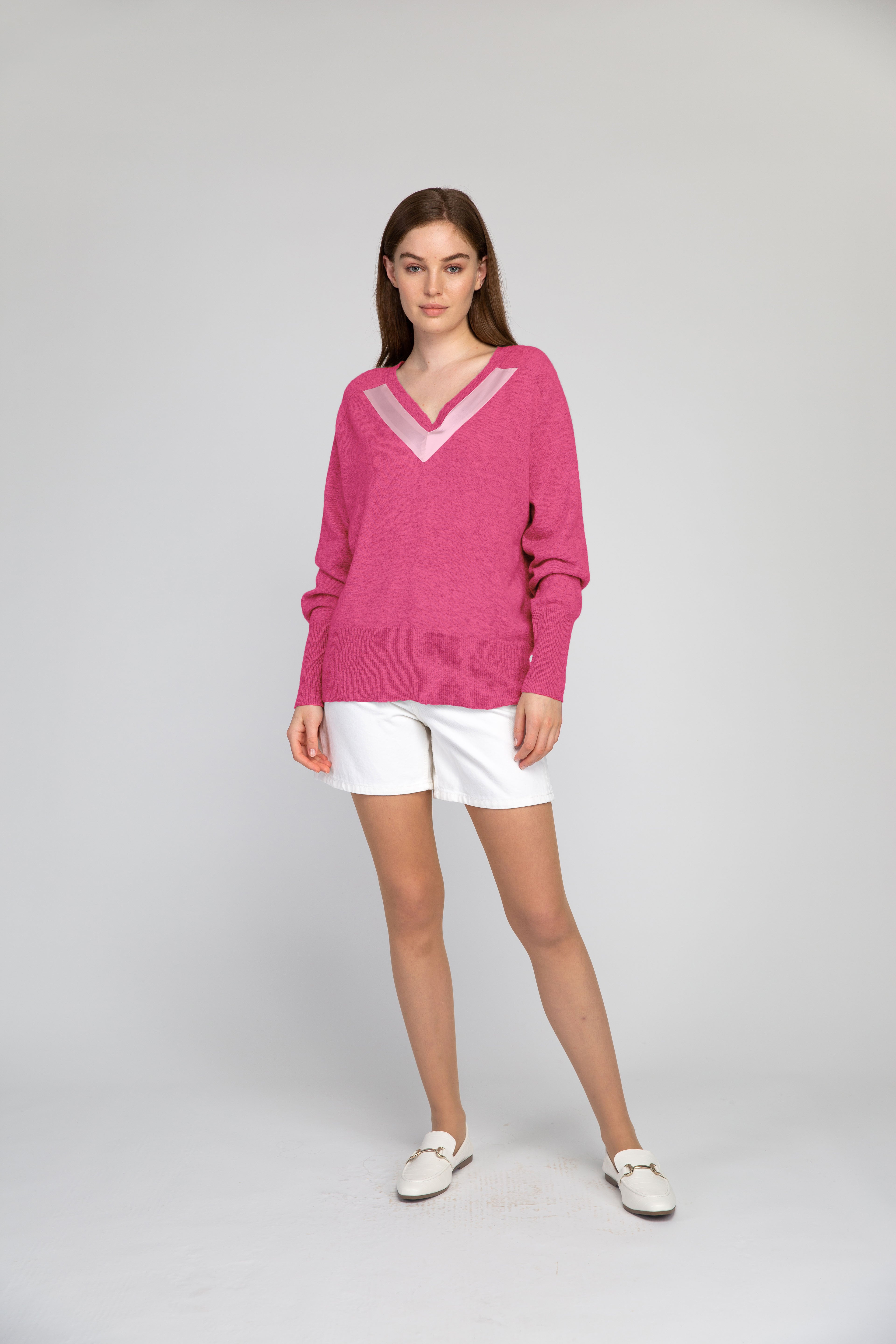 VAN KUKIL V NECK JUMPER WITHOUT PATCH