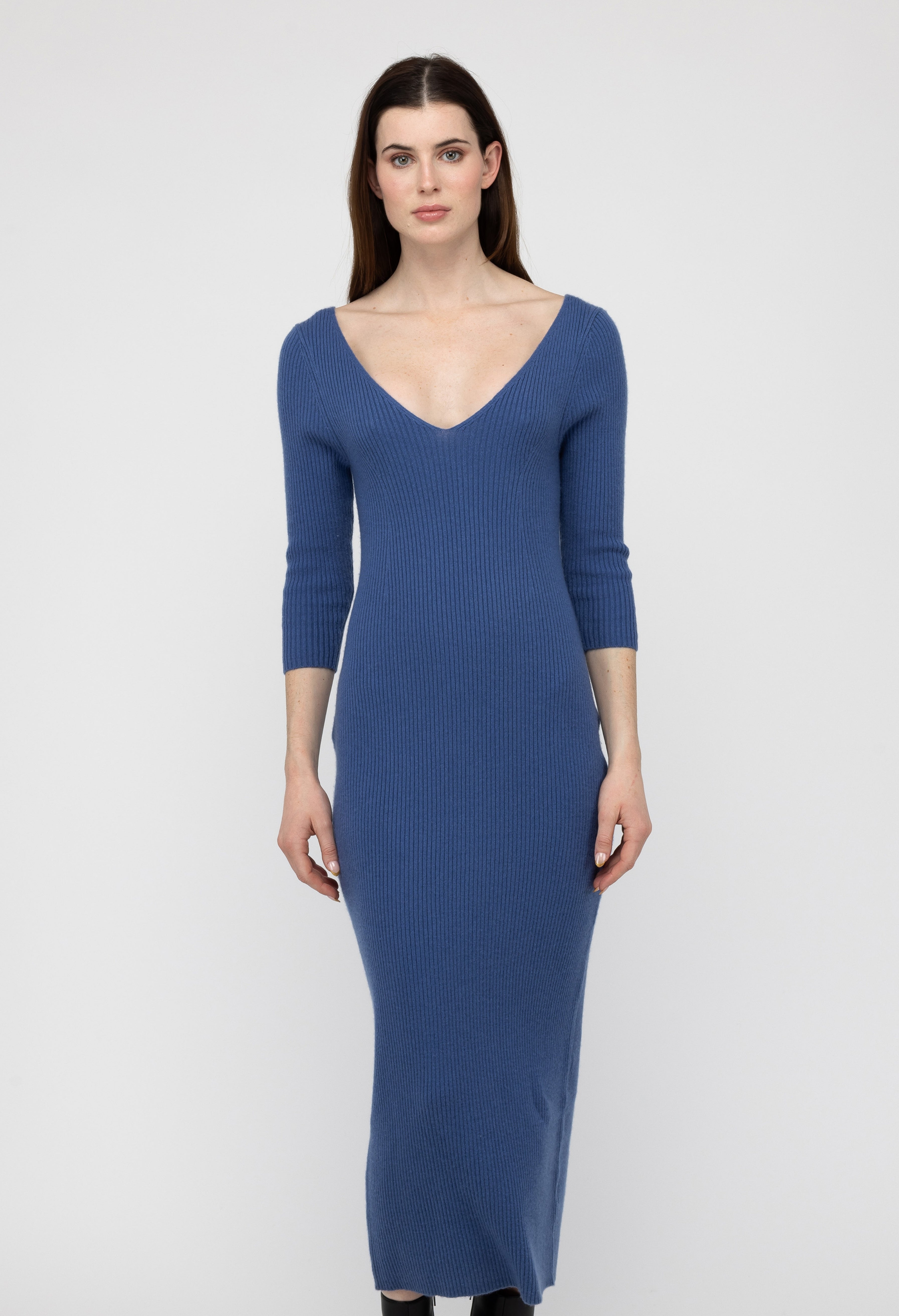 Van Kukil Cashmere Ribbed Knit Midi Dress