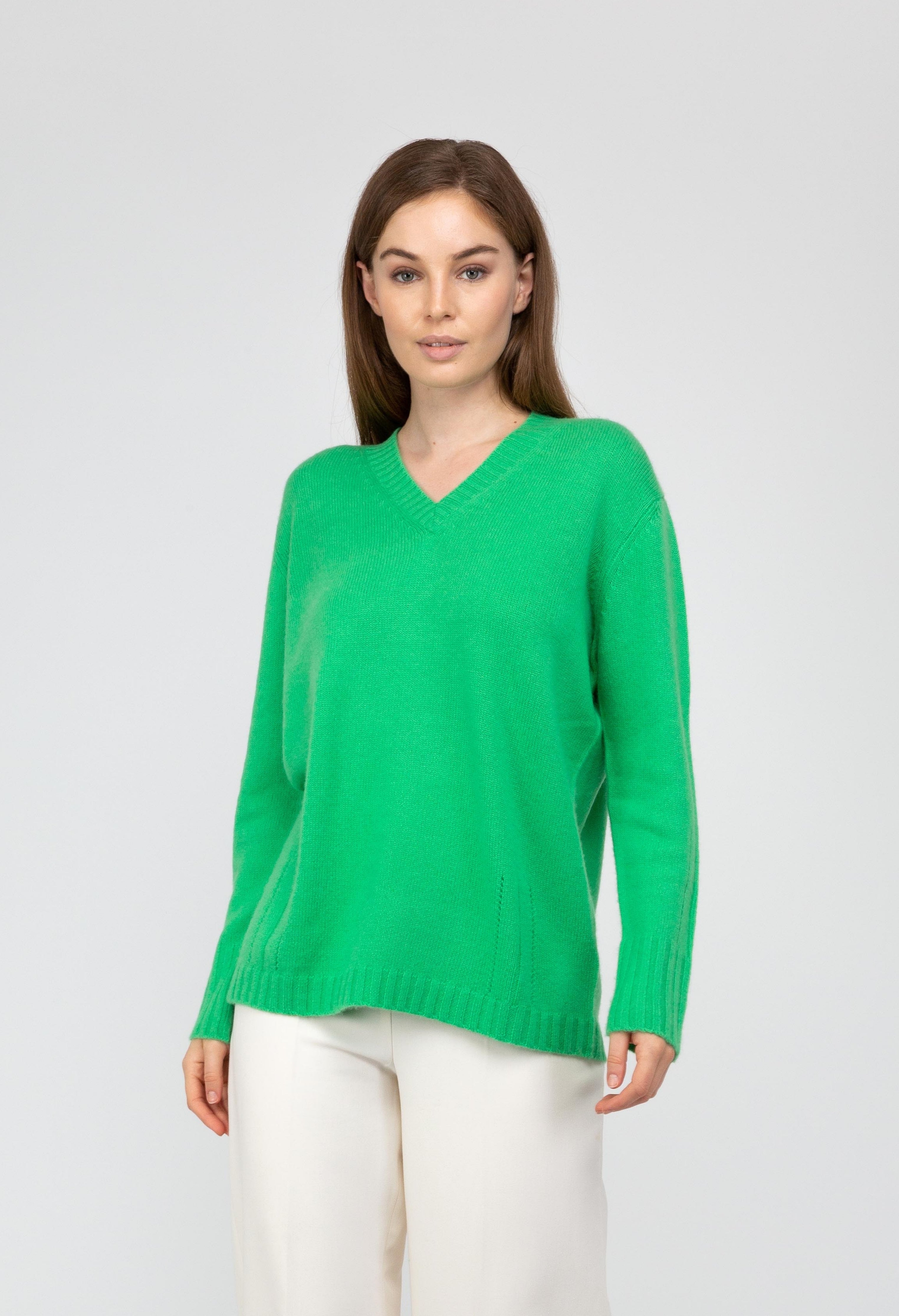 Van Kukil Cashmere V-Neck Jumper